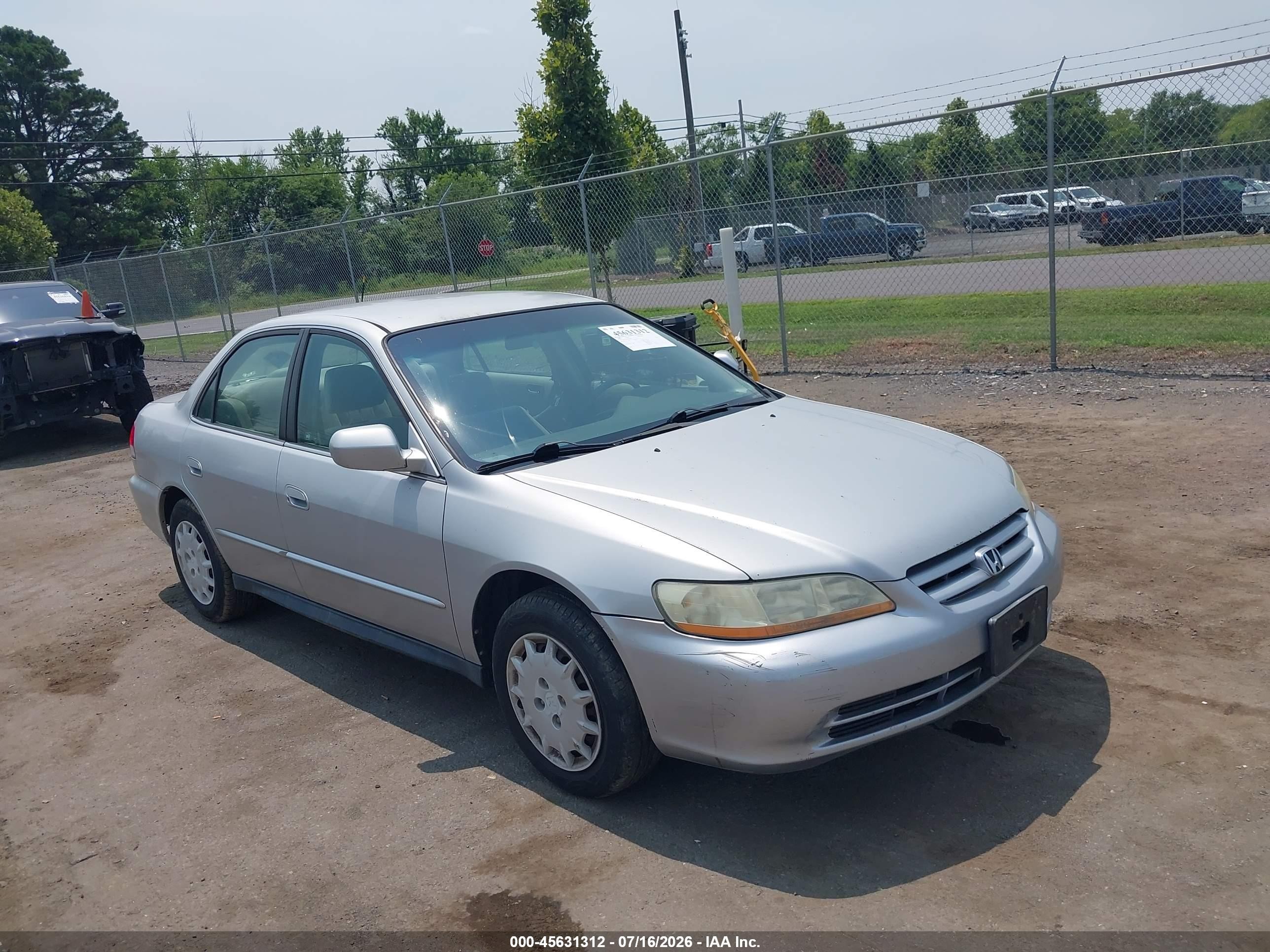 2002 Honda Accord 2.3 Lx Silver vin: 1HGCG66592A050439