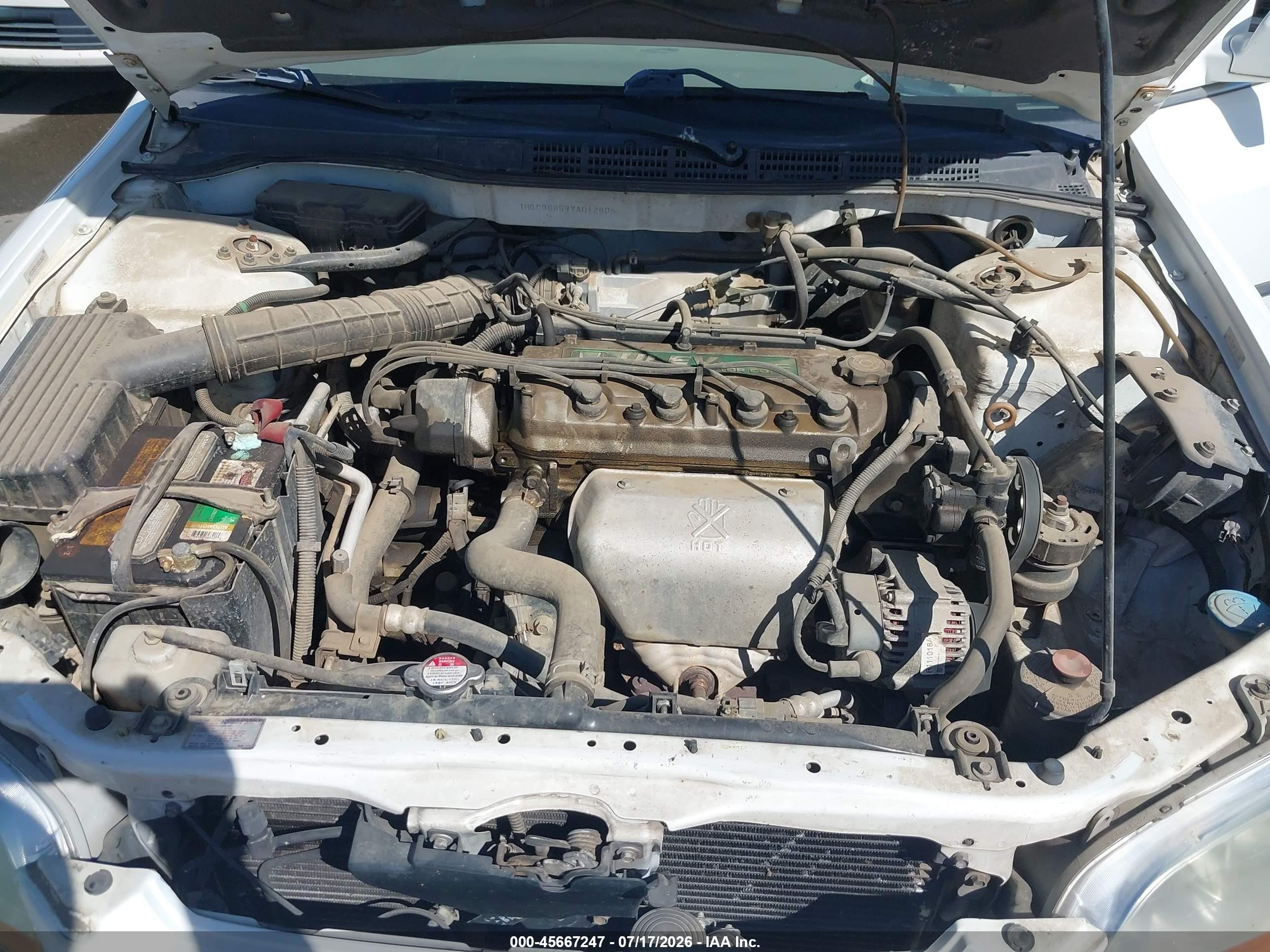 2000 Honda Accord 2.3 Lx Белый vin: 1HGCG6659YA012606
