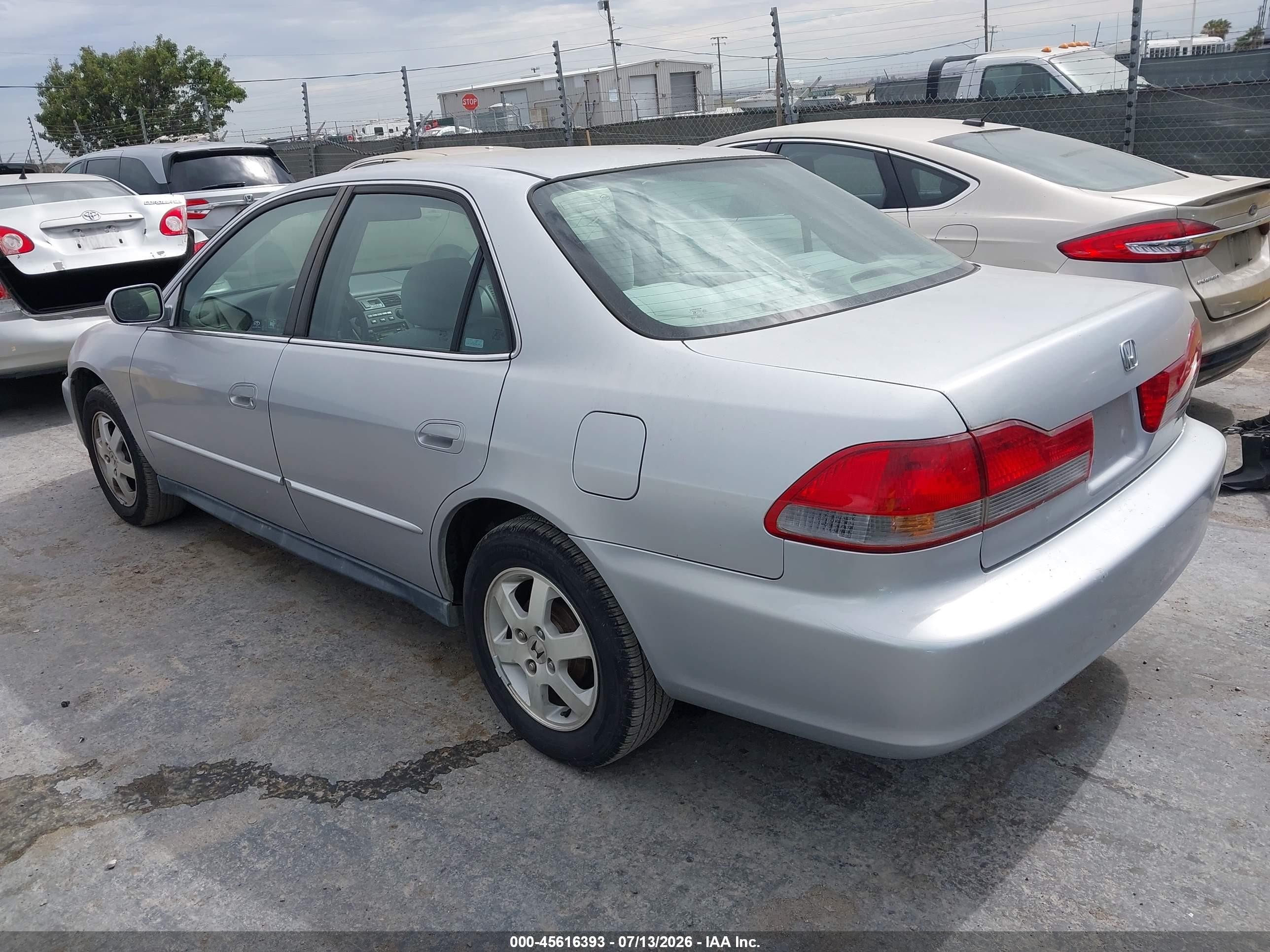2002 Honda Accord 2.3 Lx Gray vin: 1HGCG66712A046676