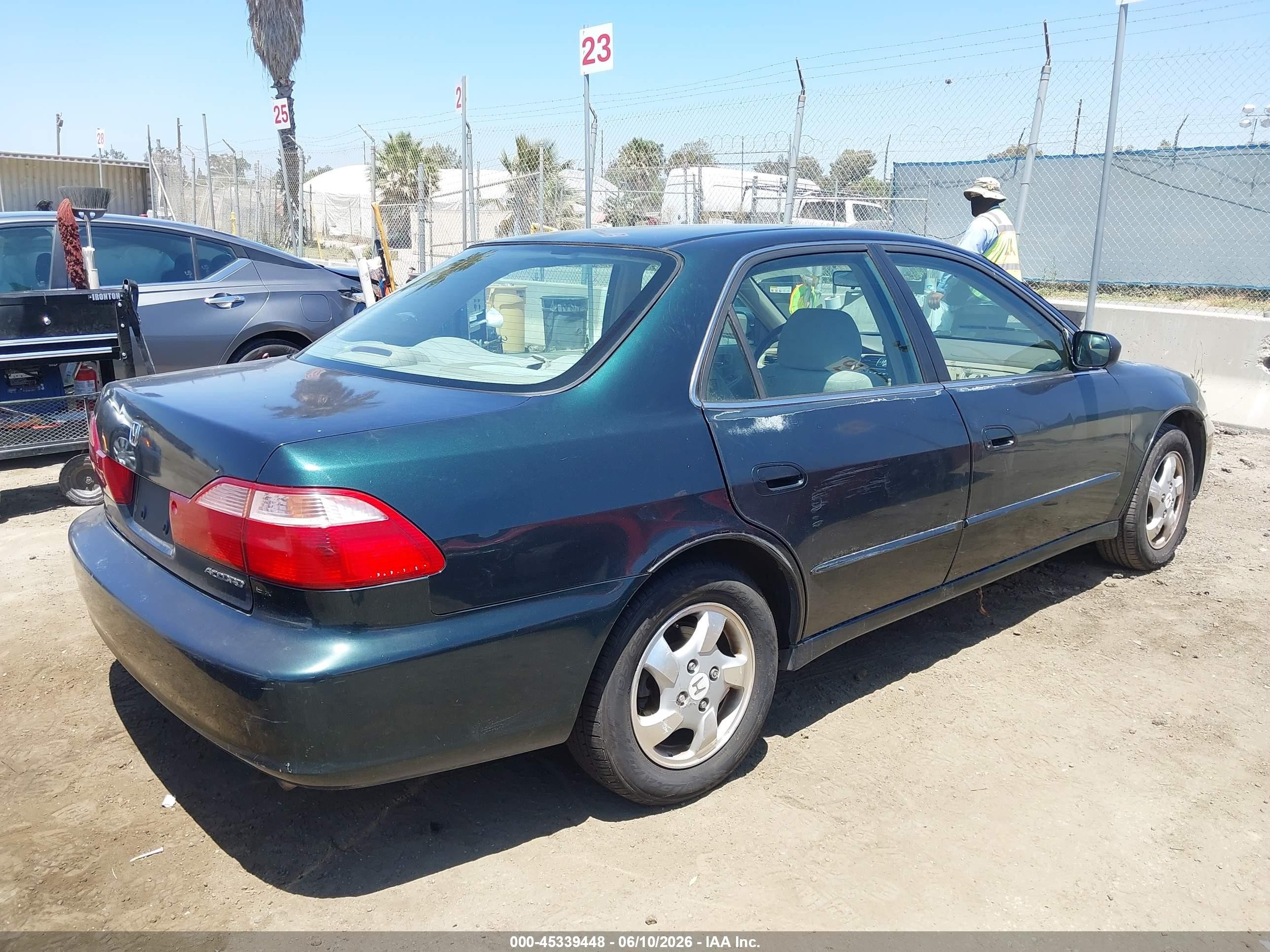 1998 Honda Accord Ex Зеленый vin: 1HGCG6672WA019637