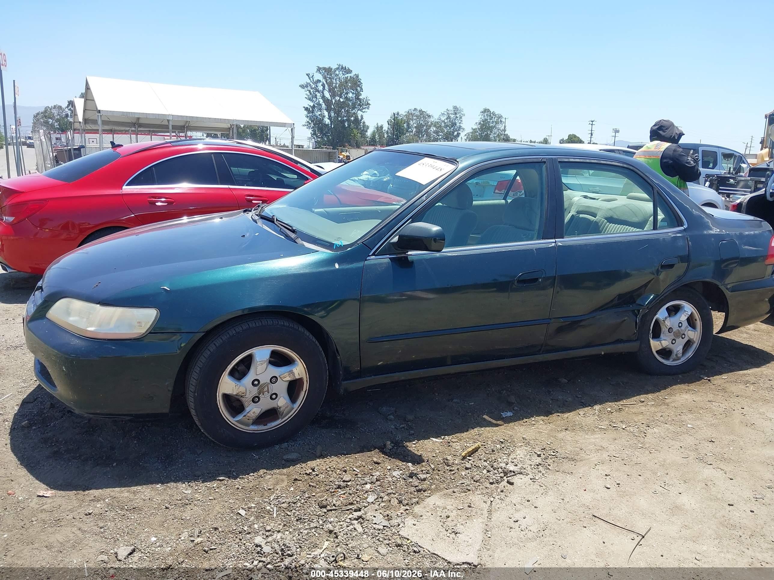 1998 Honda Accord Ex Зеленый vin: 1HGCG6672WA019637