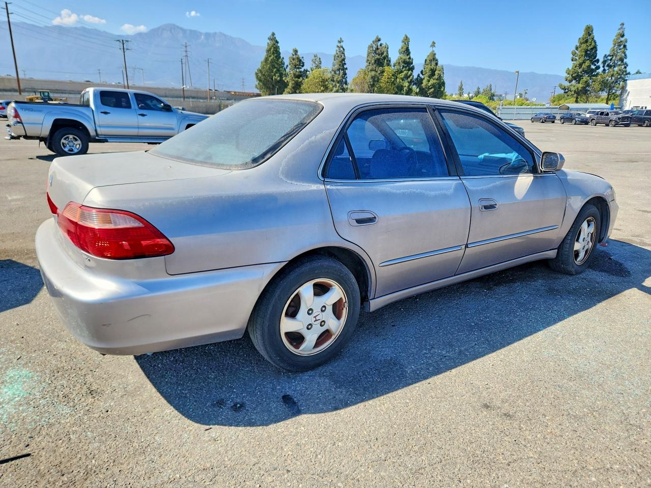 2000 Honda Accord Ex Silver vin: 1HGCG6672YA077587