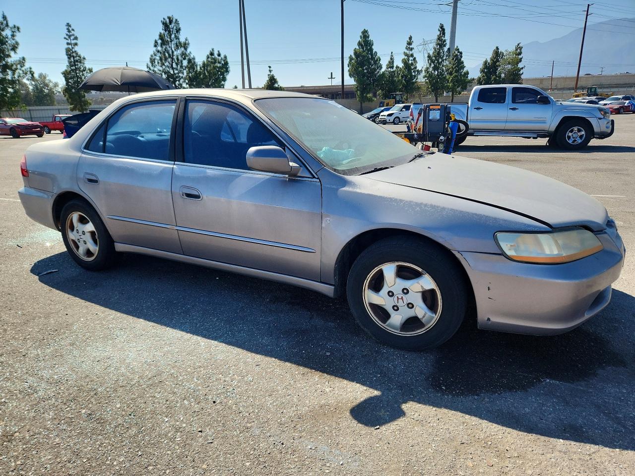 2000 Honda Accord Ex Silver vin: 1HGCG6672YA077587