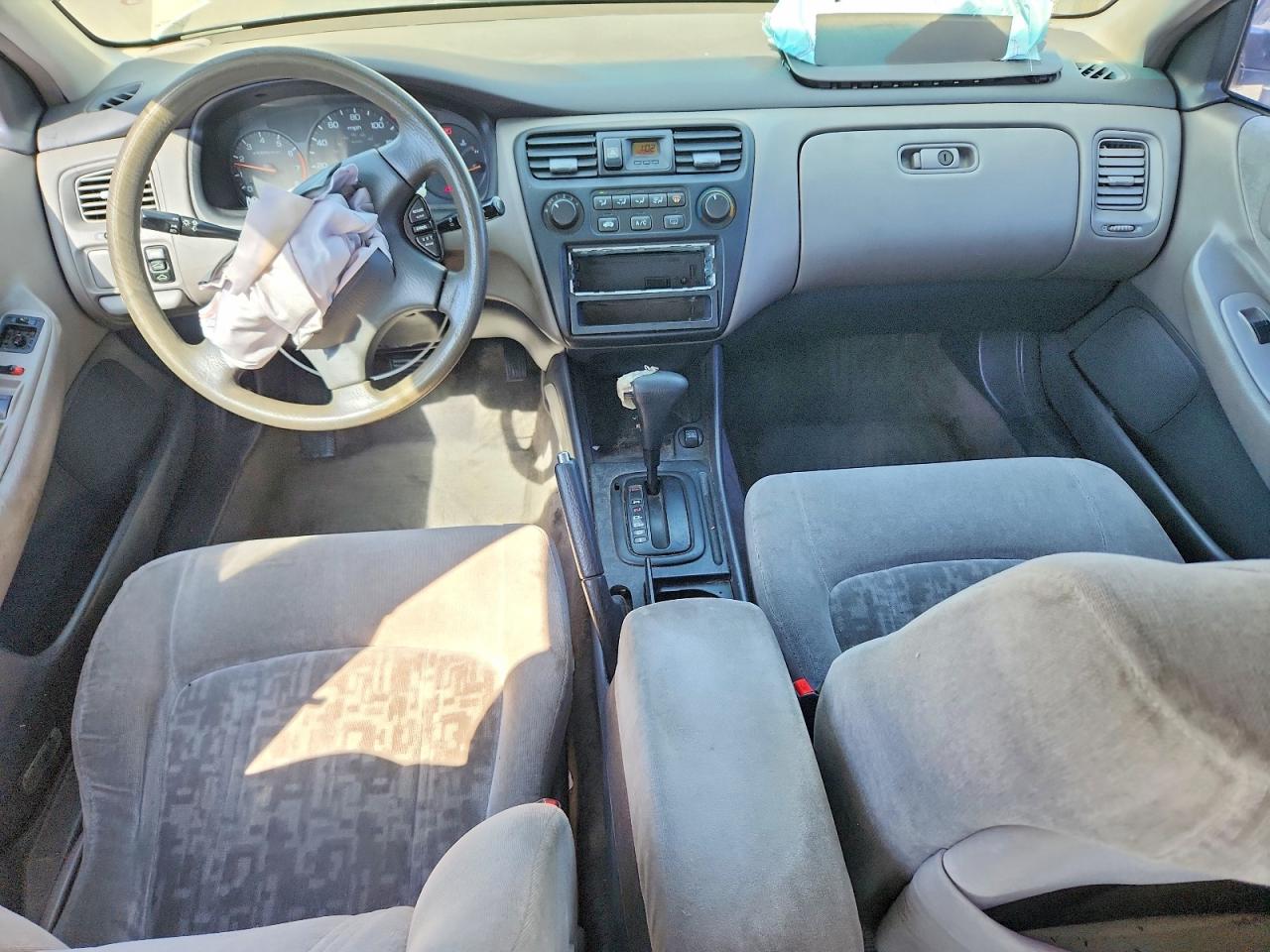 2000 Honda Accord Ex Silver vin: 1HGCG6672YA077587