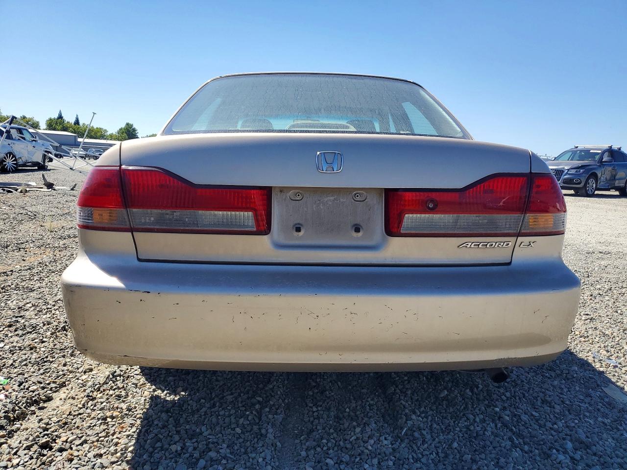 2002 Honda Accord Lx Tan vin: 1HGCG66752A091250