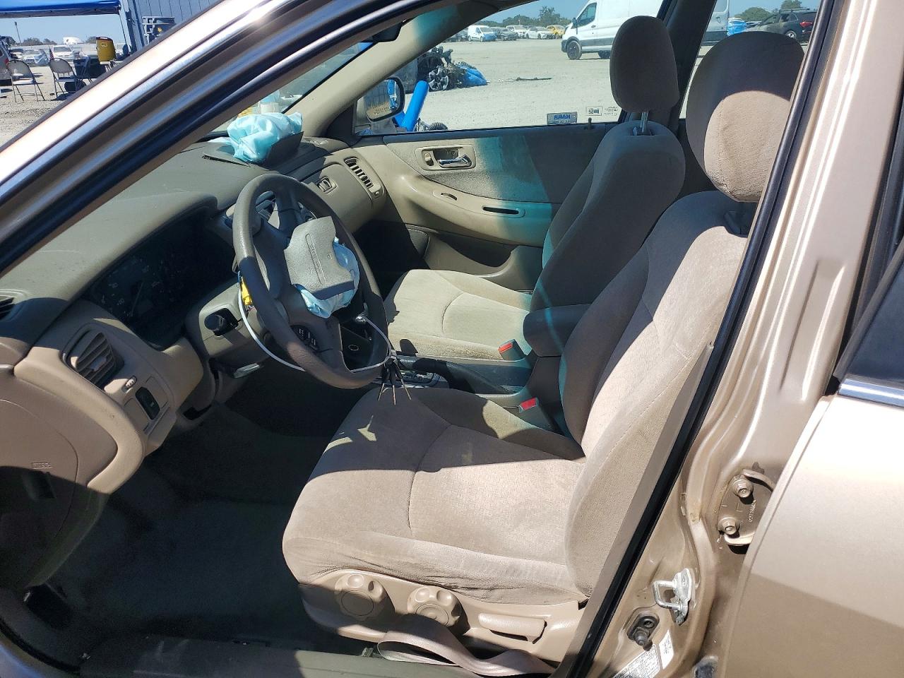 2002 Honda Accord Lx Tan vin: 1HGCG66752A091250