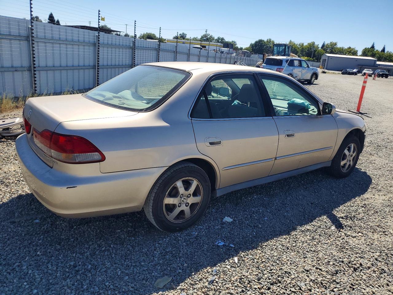 2002 Honda Accord Lx Tan vin: 1HGCG66752A091250