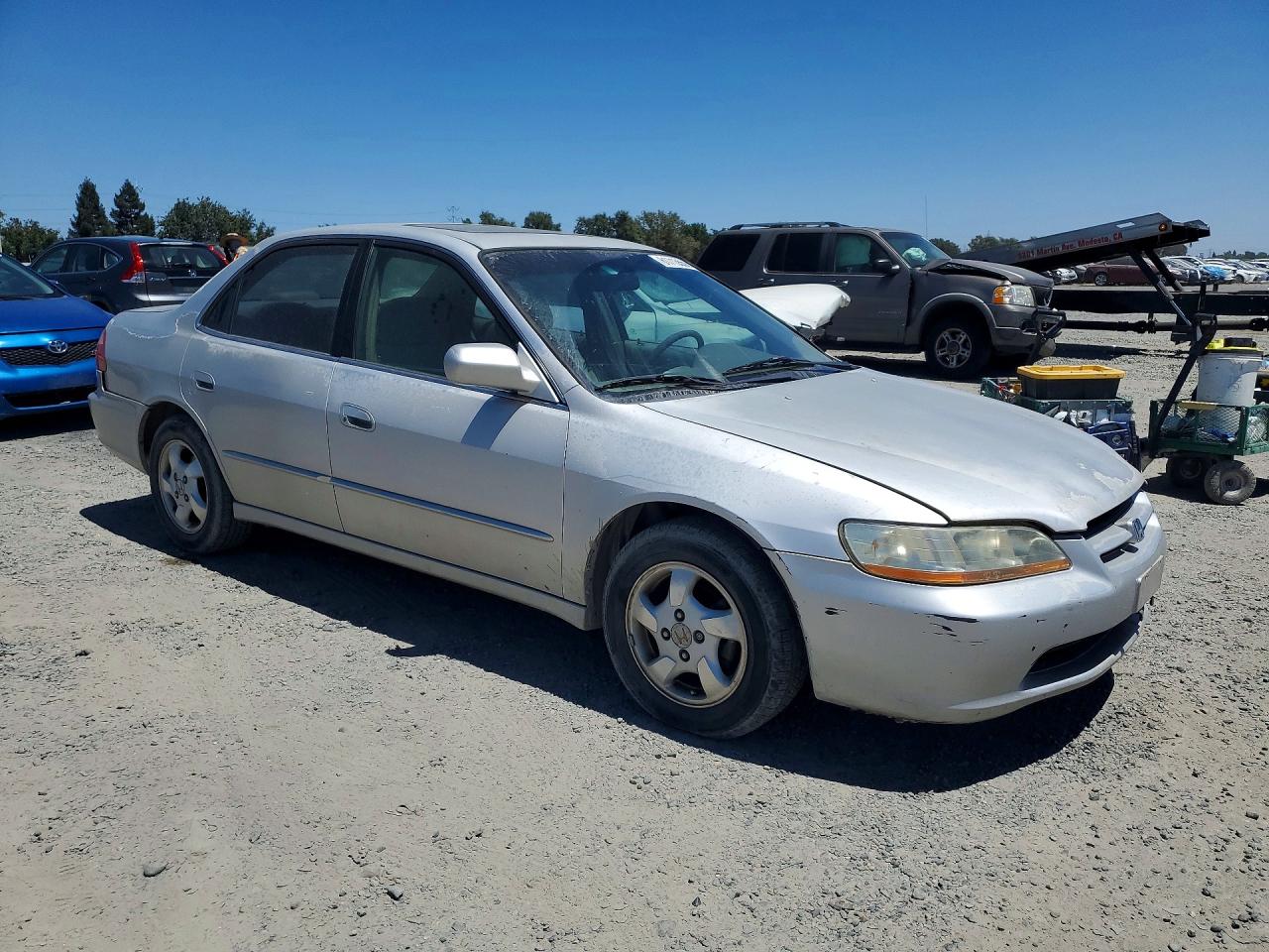 1998 Honda Accord Ex Silver vin: 1HGCG6676WA105873