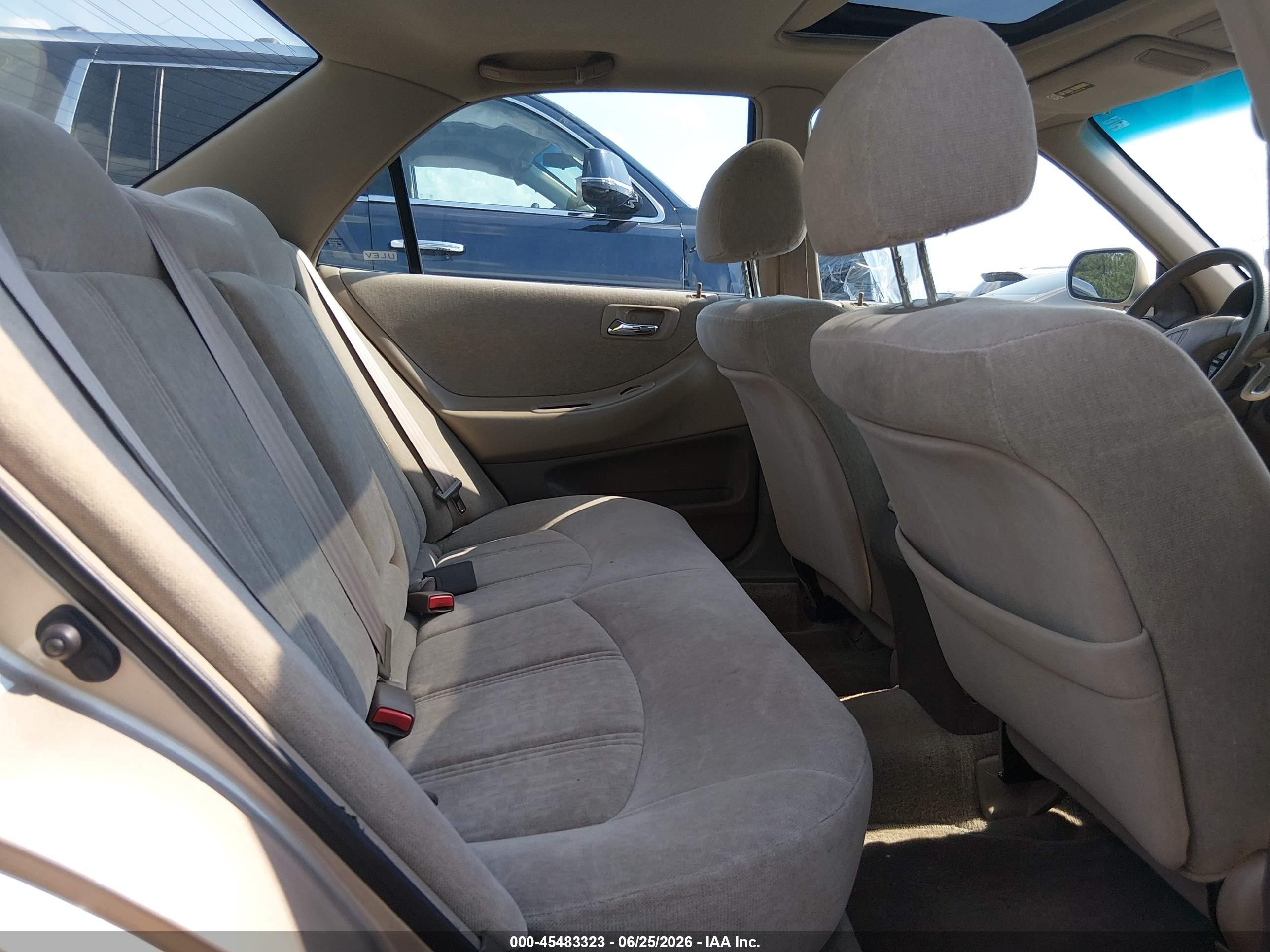 2000 Honda Accord 2.3 Ex Gold vin: 1HGCG6677YA094868