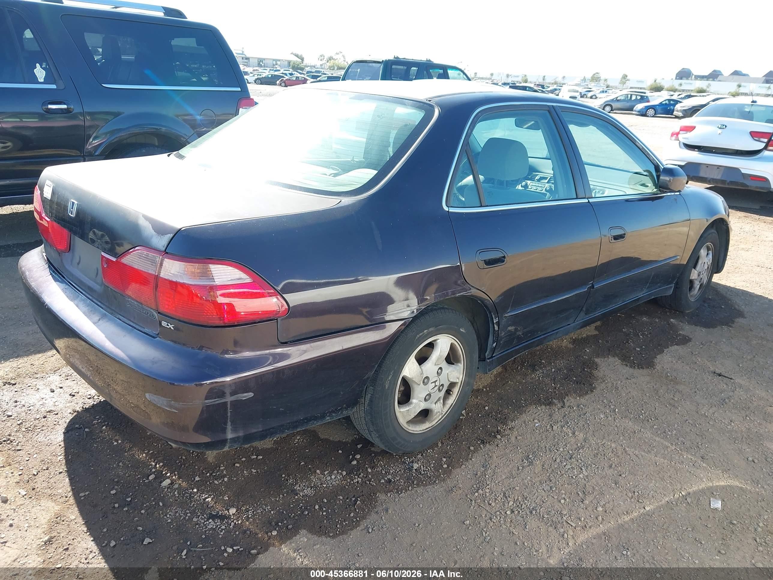 1998 Honda Accord Ex Фиолетовый vin: 1HGCG6678WA267908