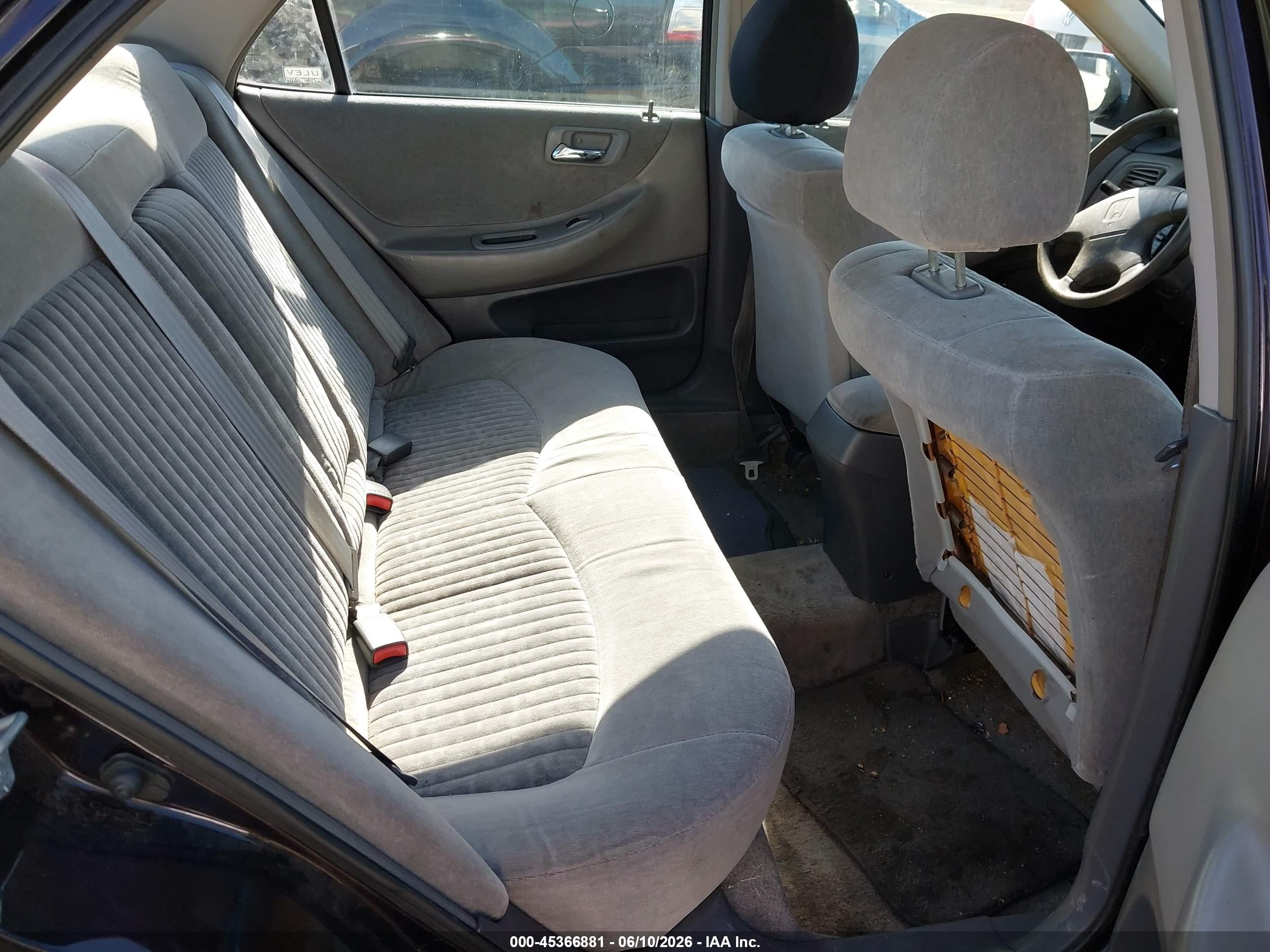 1998 Honda Accord Ex Фиолетовый vin: 1HGCG6678WA267908