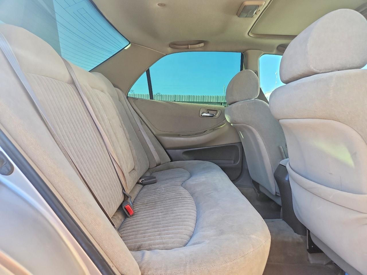 1998 Honda Accord Ex Silver vin: 1HGCG667XWA127990