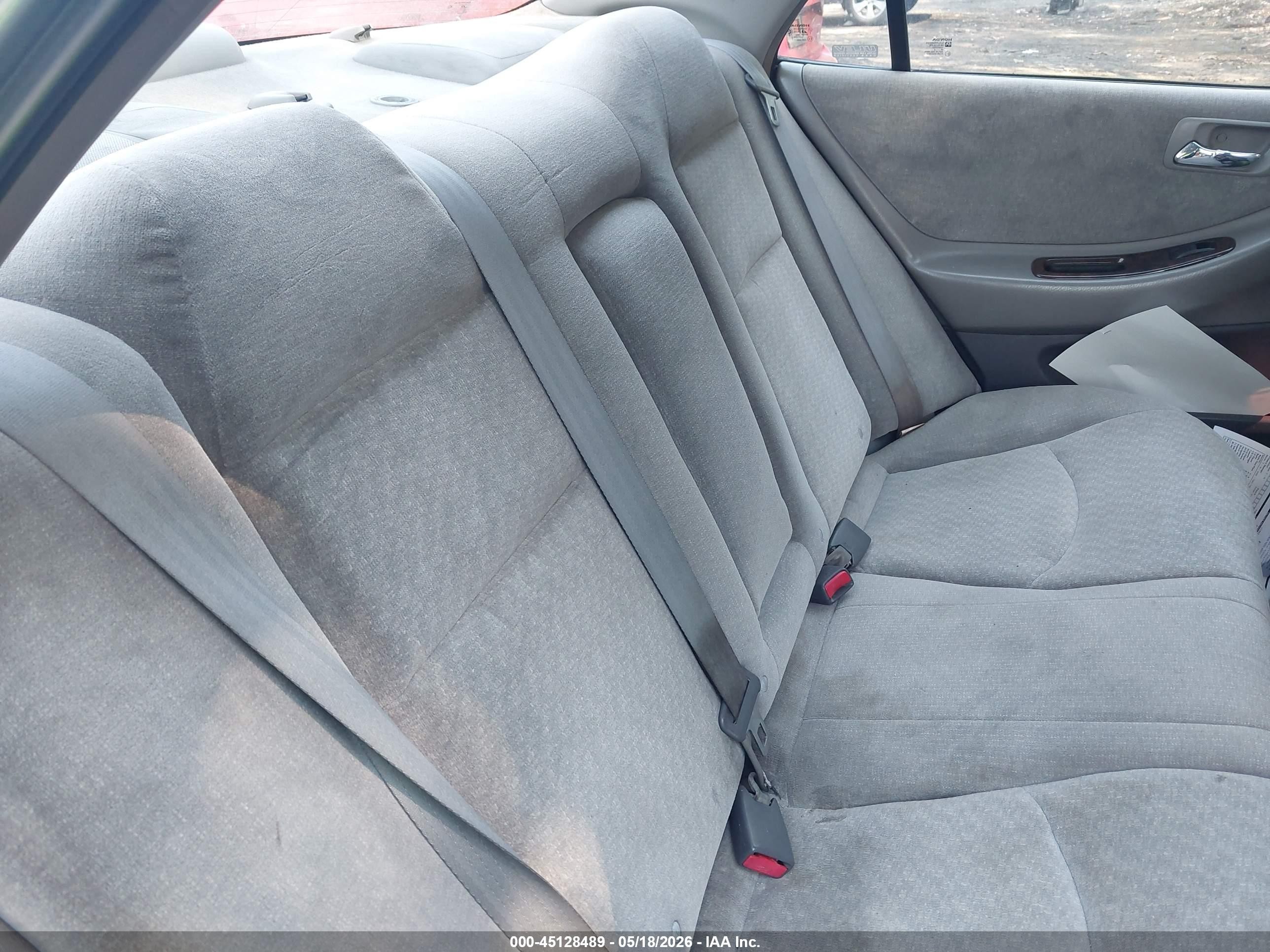 2002 Honda Accord 2.3 Ex/2.3 Se Silver vin: 1HGCG66822A075256