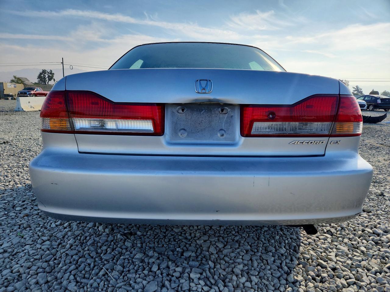 2002 Honda Accord Ex Silver vin: 1HGCG66822A147556