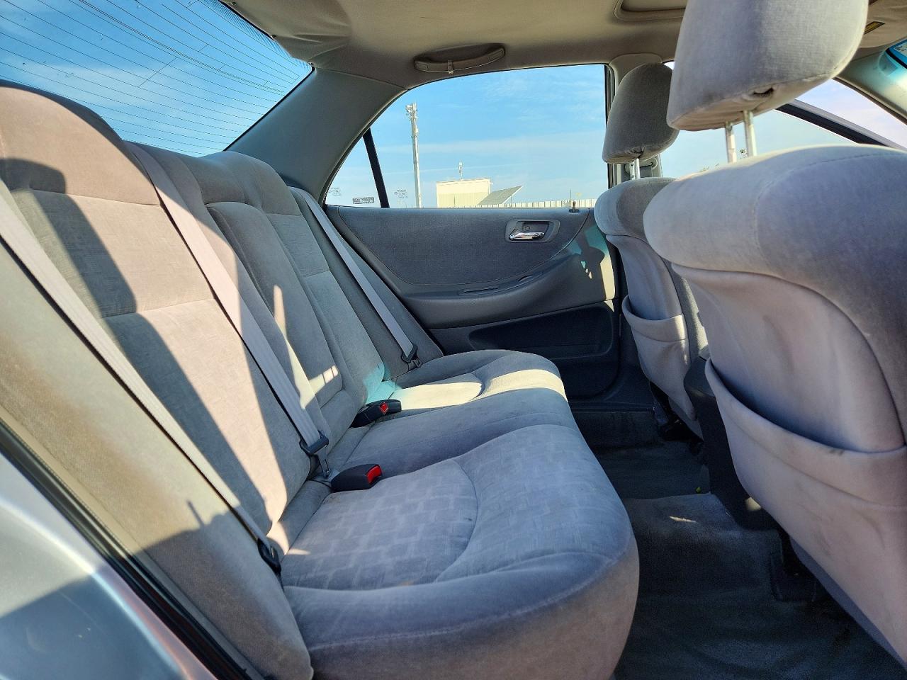 2002 Honda Accord Ex Silver vin: 1HGCG66822A147556
