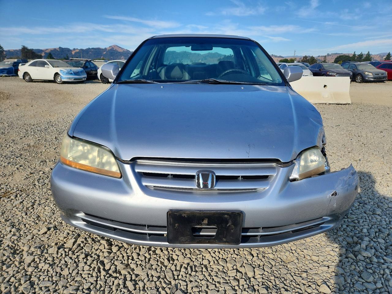 2002 Honda Accord Ex Silver vin: 1HGCG66822A147556