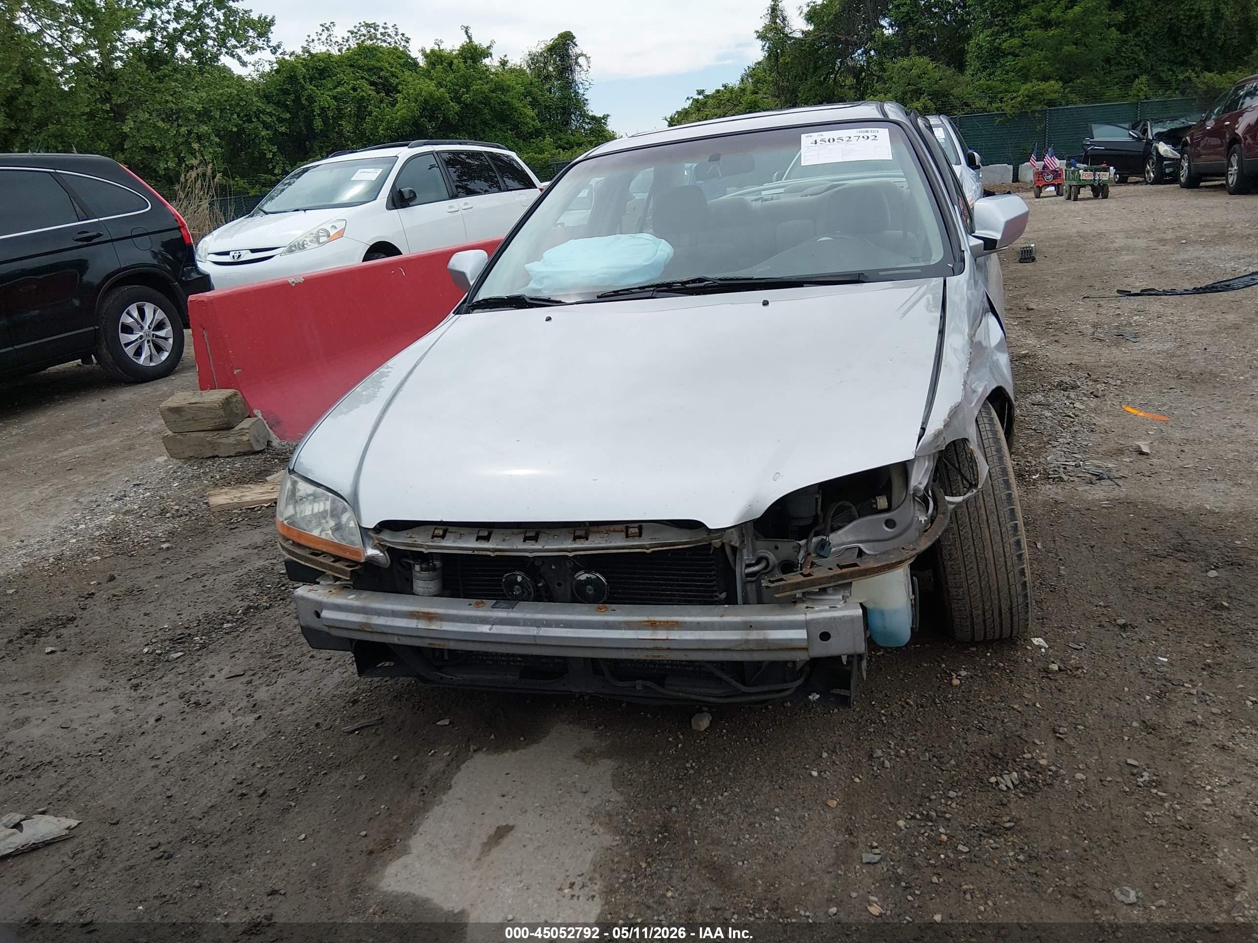2002 Honda Accord 2.3 Ex/2.3 Se Silver vin: 1HGCG66832A001151