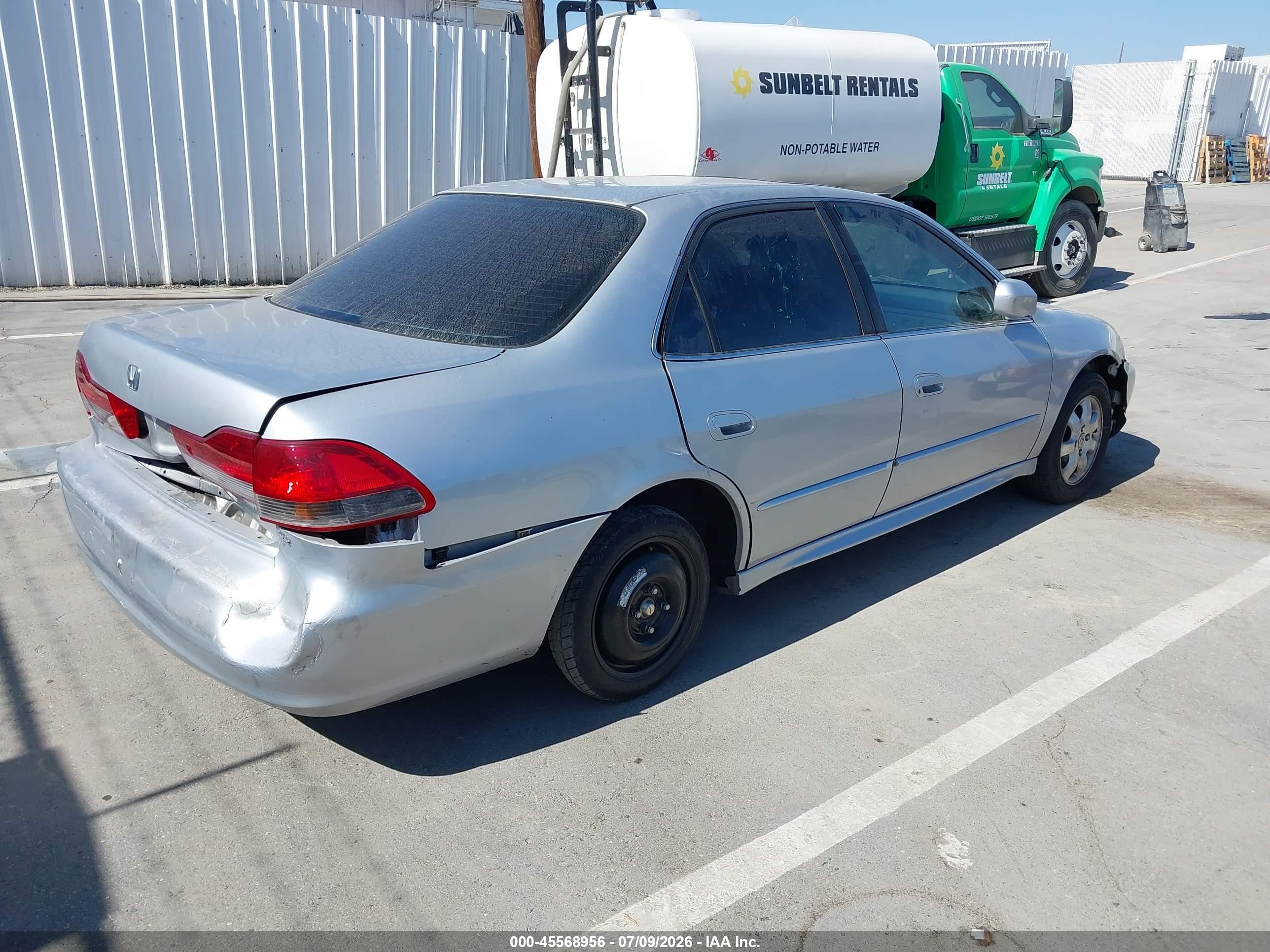 2002 Honda Accord 2.3 Ex/2.3 Se Silver vin: 1HGCG66852A017478