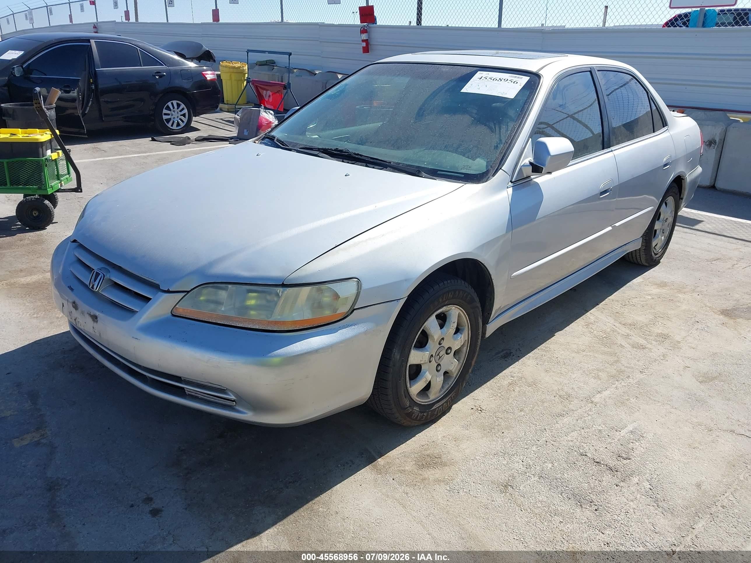 2002 Honda Accord 2.3 Ex/2.3 Se Silver vin: 1HGCG66852A017478