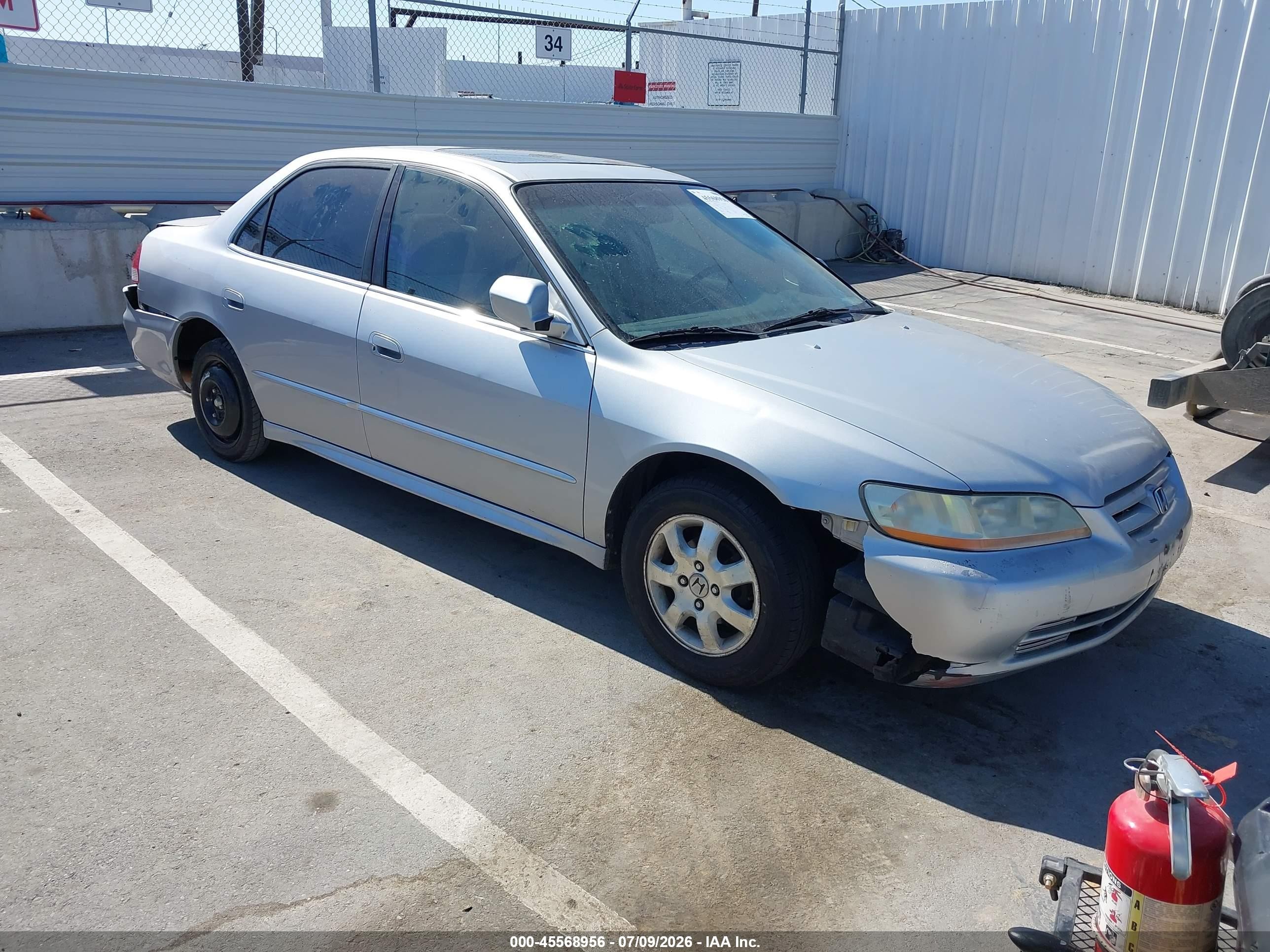 2002 Honda Accord 2.3 Ex/2.3 Se Silver vin: 1HGCG66852A017478
