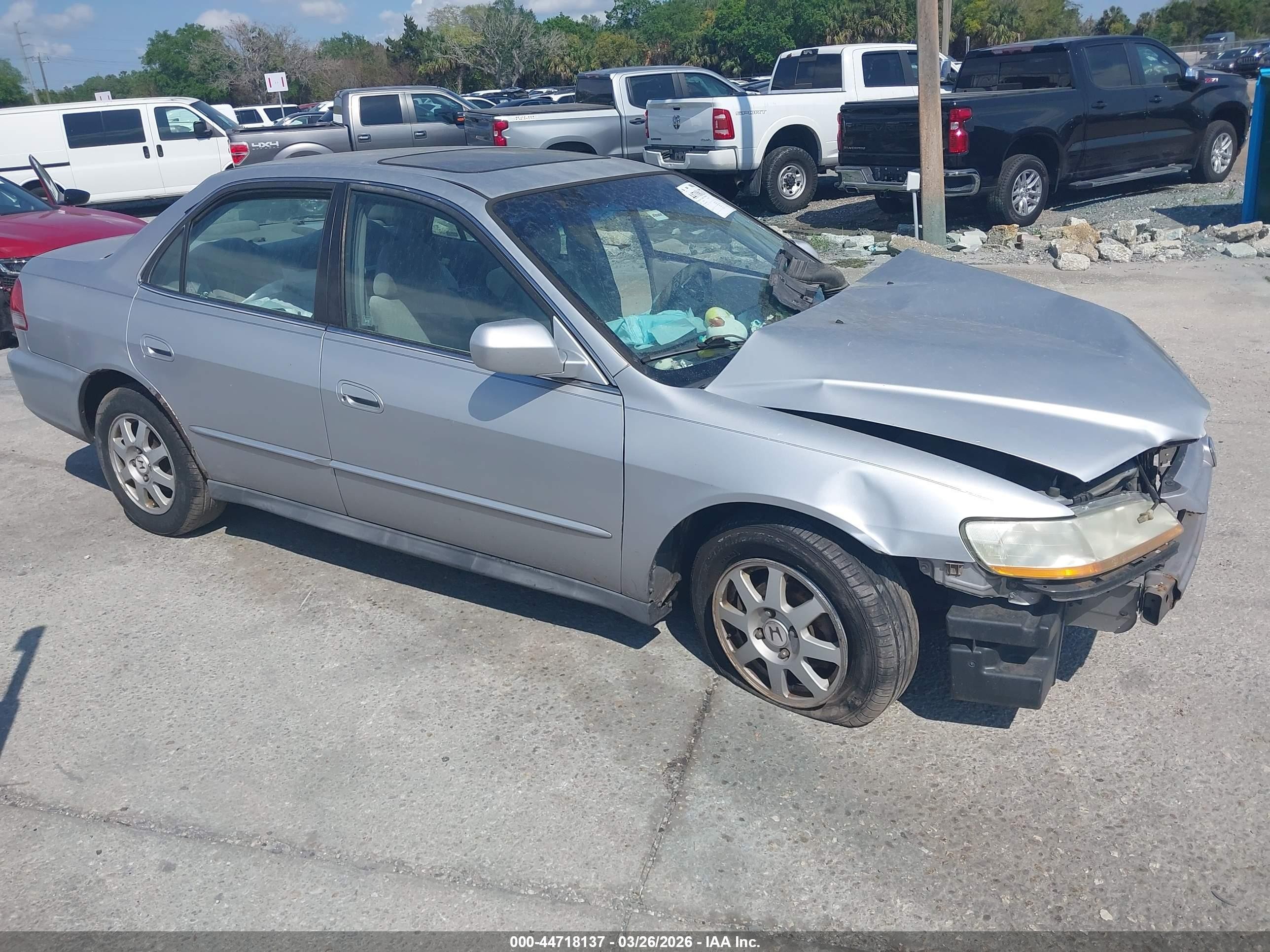2002 Honda Accord 2.3 Ex/2.3 Se Silver vin: 1HGCG66862A082386