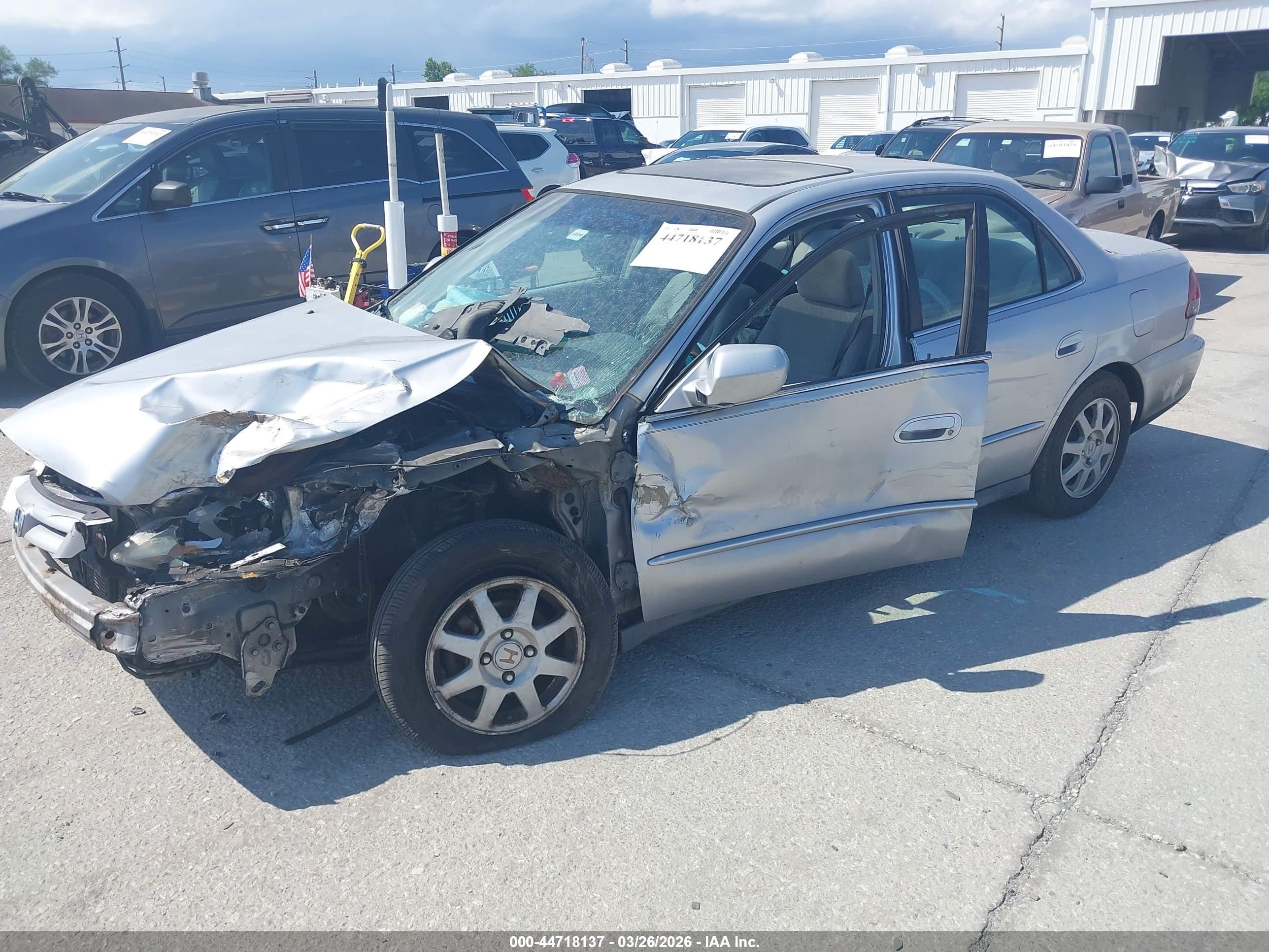 2002 Honda Accord 2.3 Ex/2.3 Se Silver vin: 1HGCG66862A082386