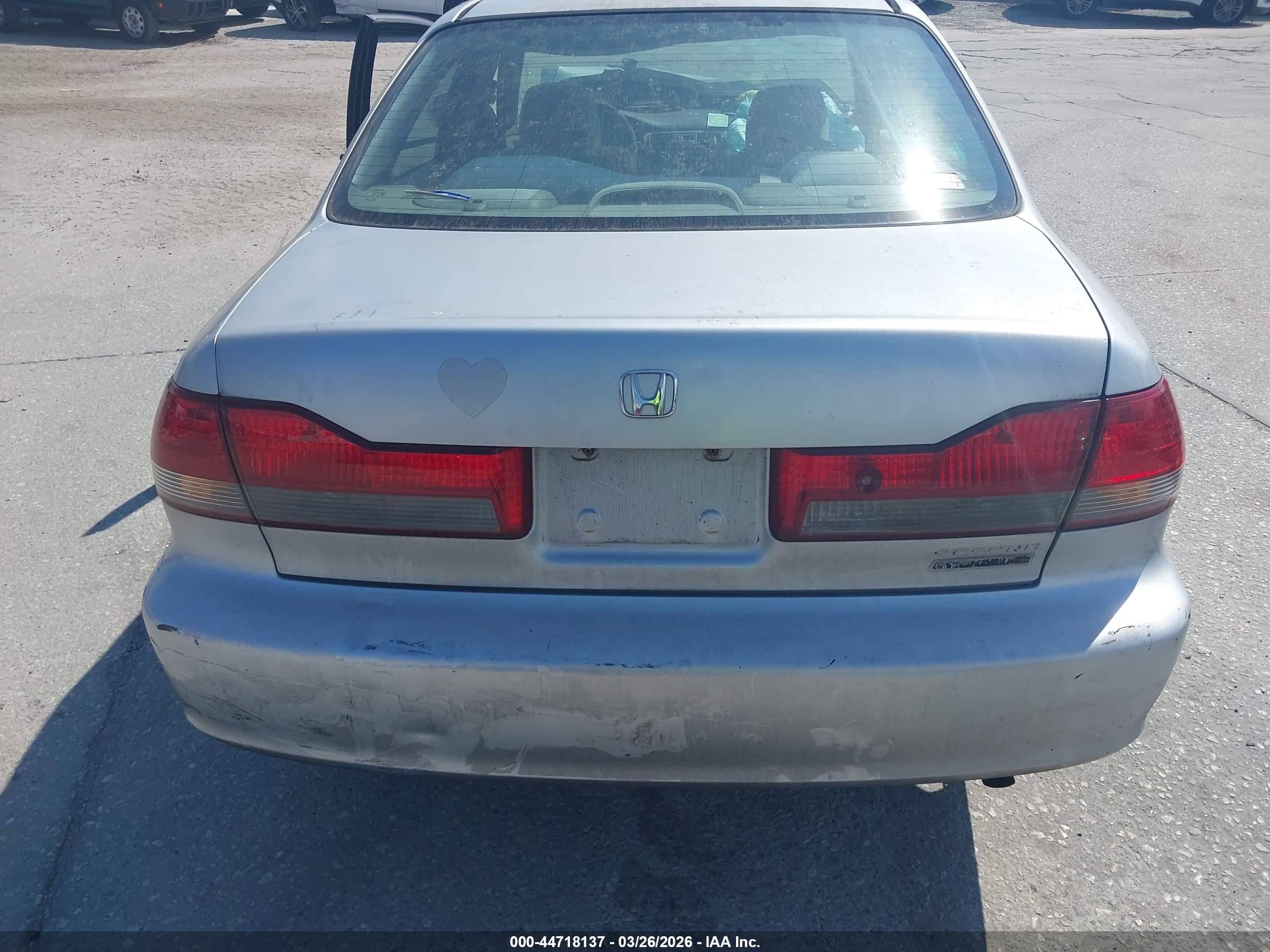2002 Honda Accord 2.3 Ex/2.3 Se Silver vin: 1HGCG66862A082386