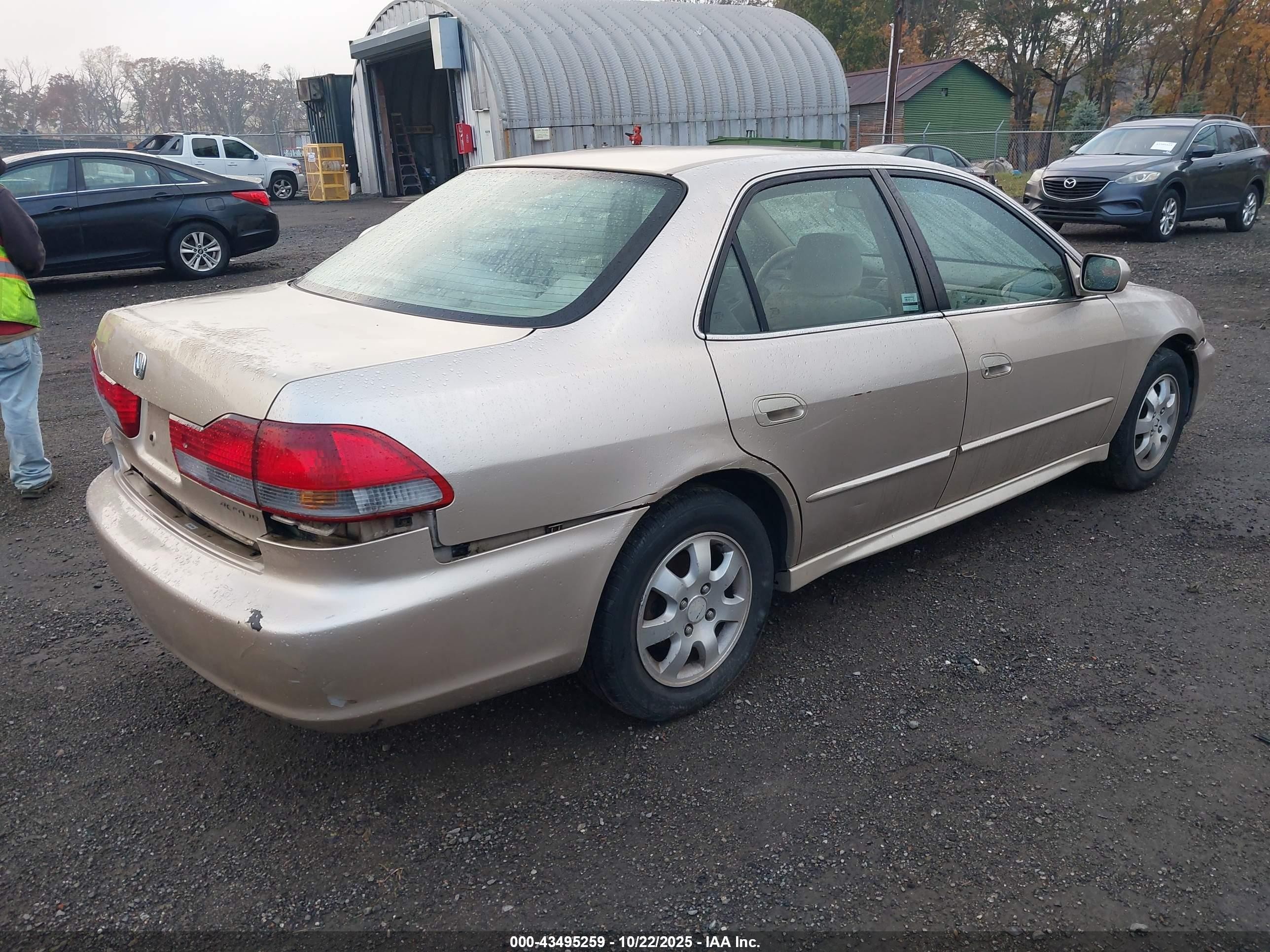 2001 Honda Accord 2.3 Ex Tan vin: 1HGCG66871A034698