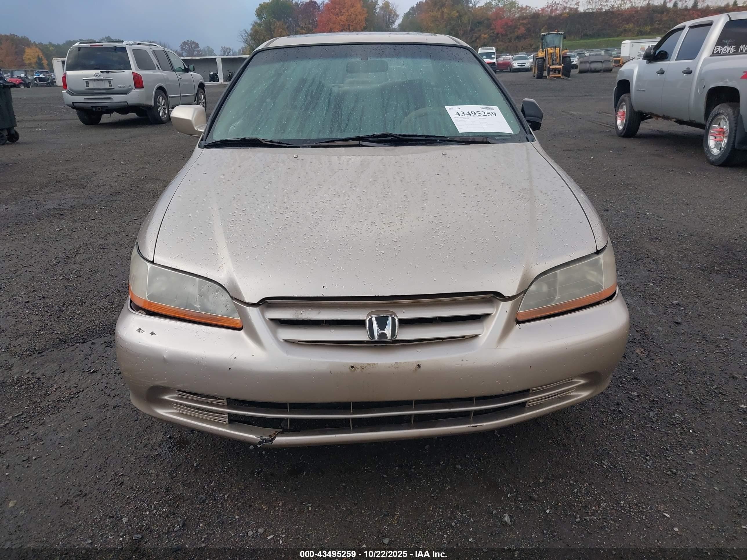 2001 Honda Accord 2.3 Ex Tan vin: 1HGCG66871A034698