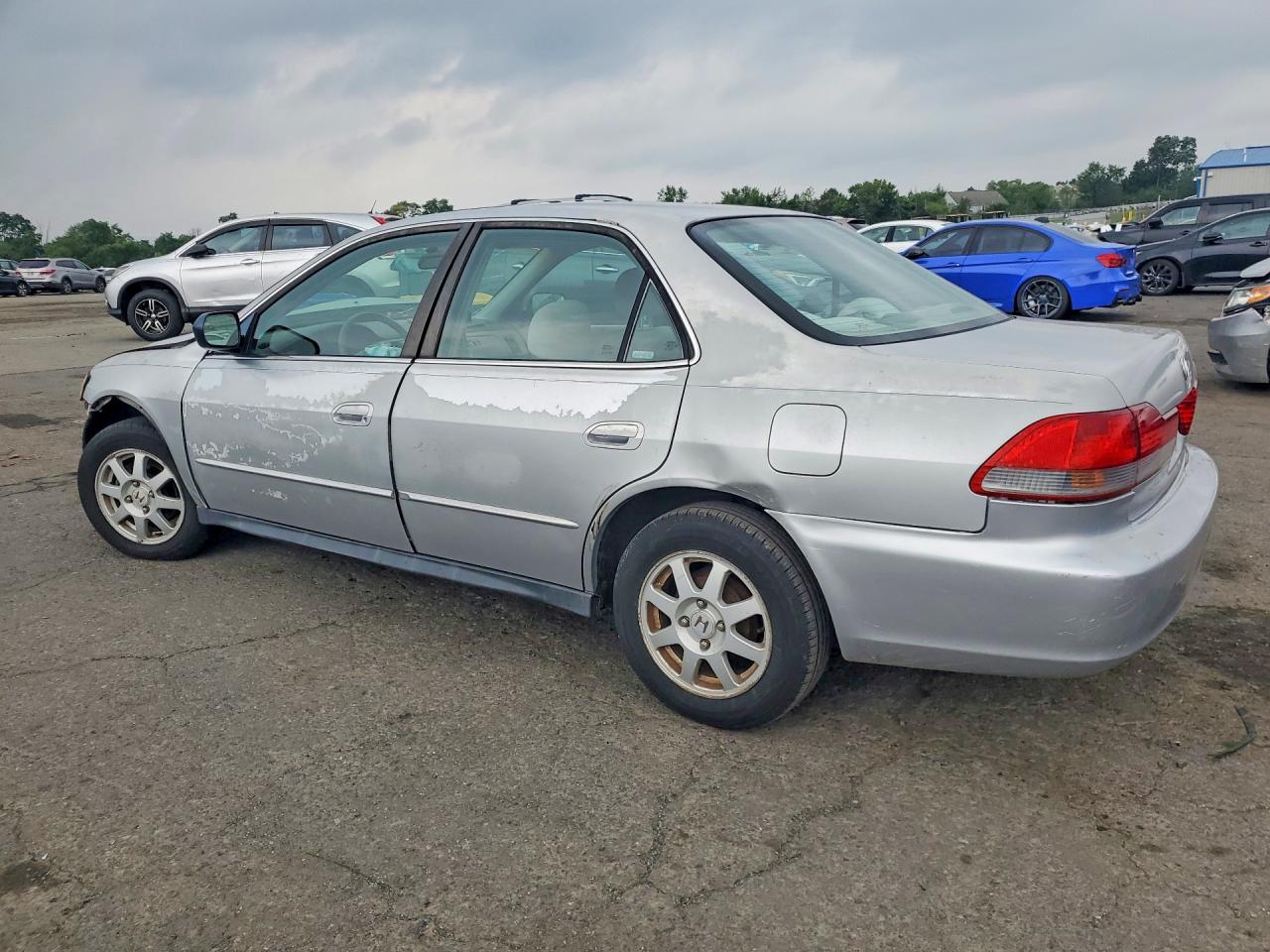 2002 Honda Accord Ex Silver vin: 1HGCG66872A145009