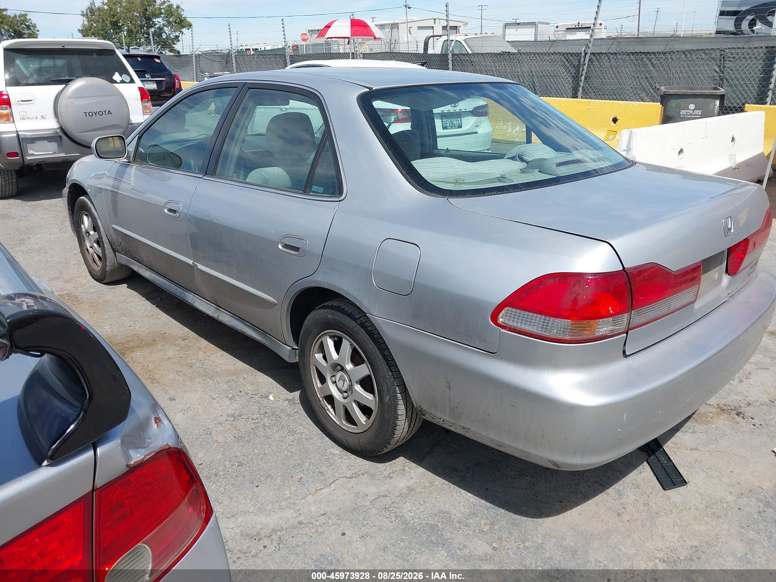 2002 Honda Accord 2.3 Ex/2.3 Se Silver vin: 1HGCG66872A159007