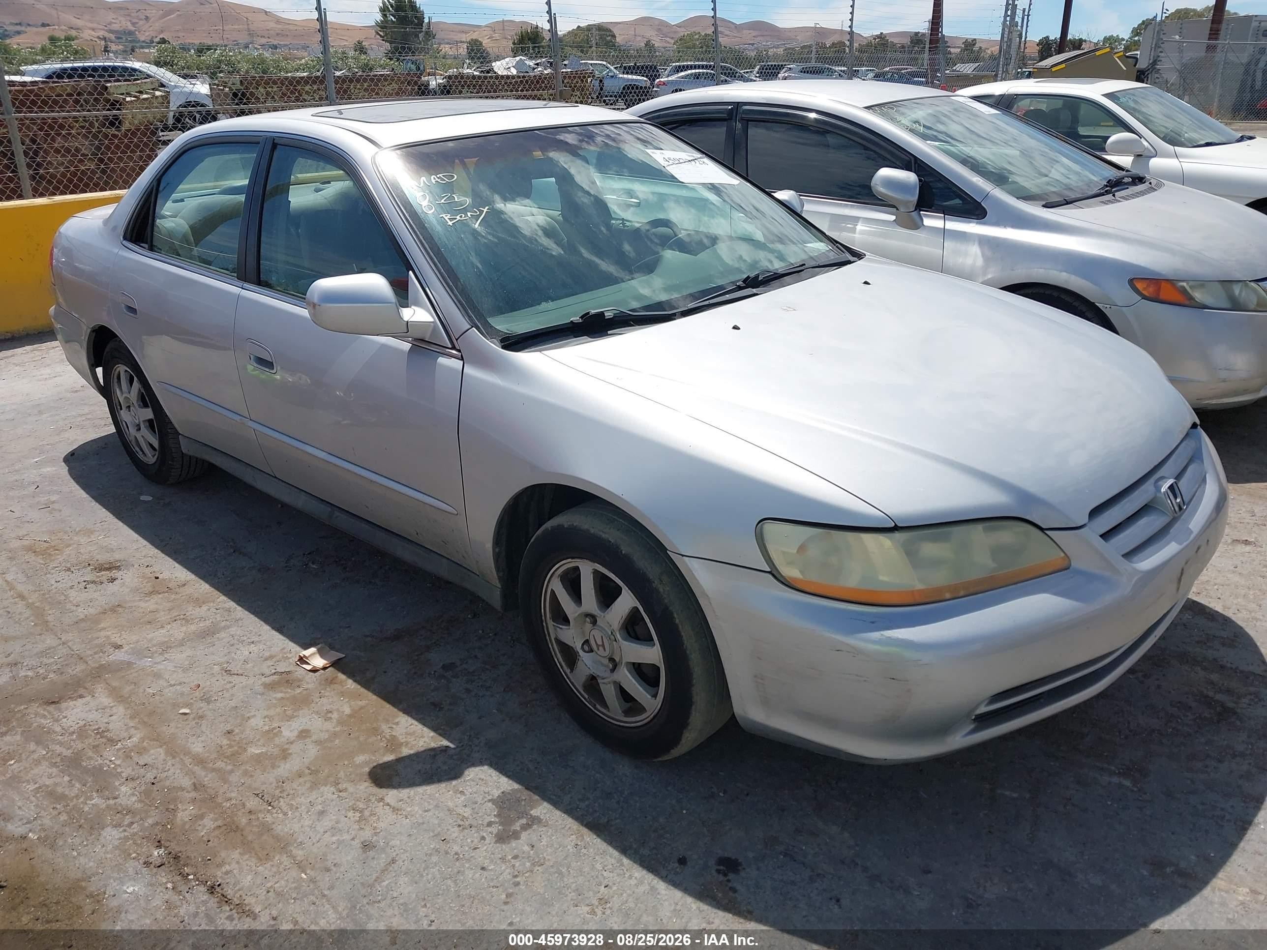 2002 Honda Accord 2.3 Ex/2.3 Se Silver vin: 1HGCG66872A159007