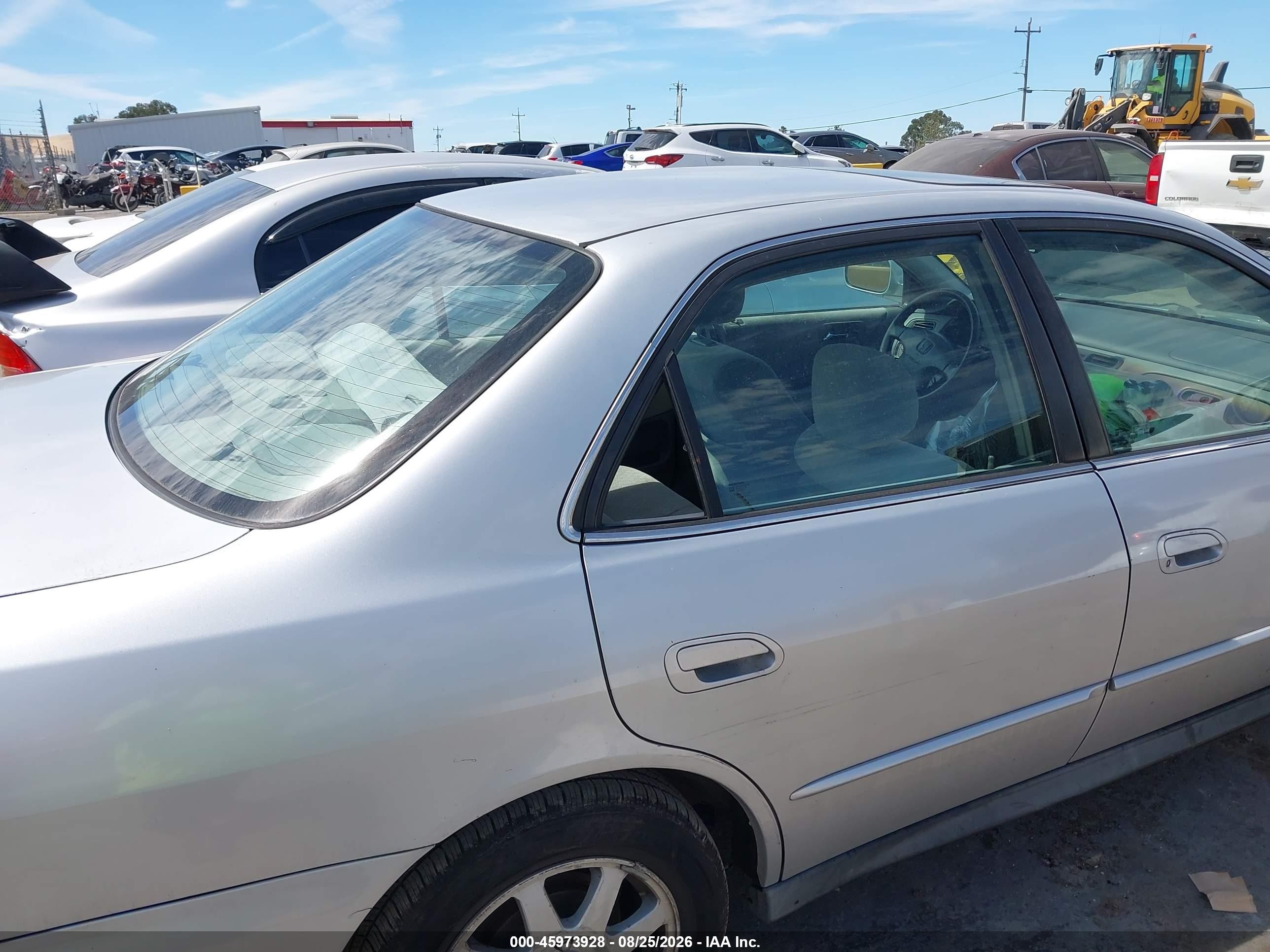 2002 Honda Accord 2.3 Ex/2.3 Se Silver vin: 1HGCG66872A159007