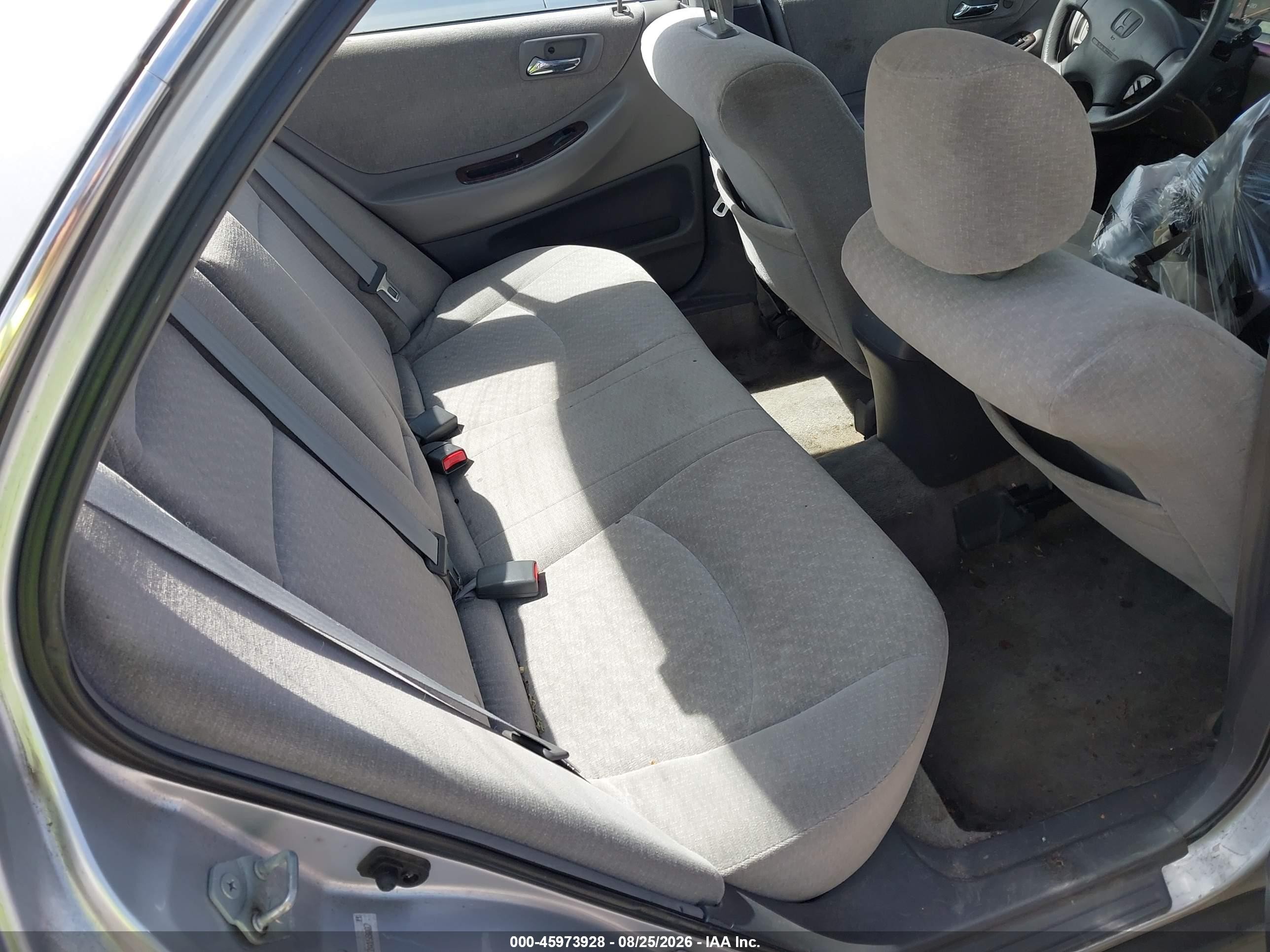 2002 Honda Accord 2.3 Ex/2.3 Se Silver vin: 1HGCG66872A159007