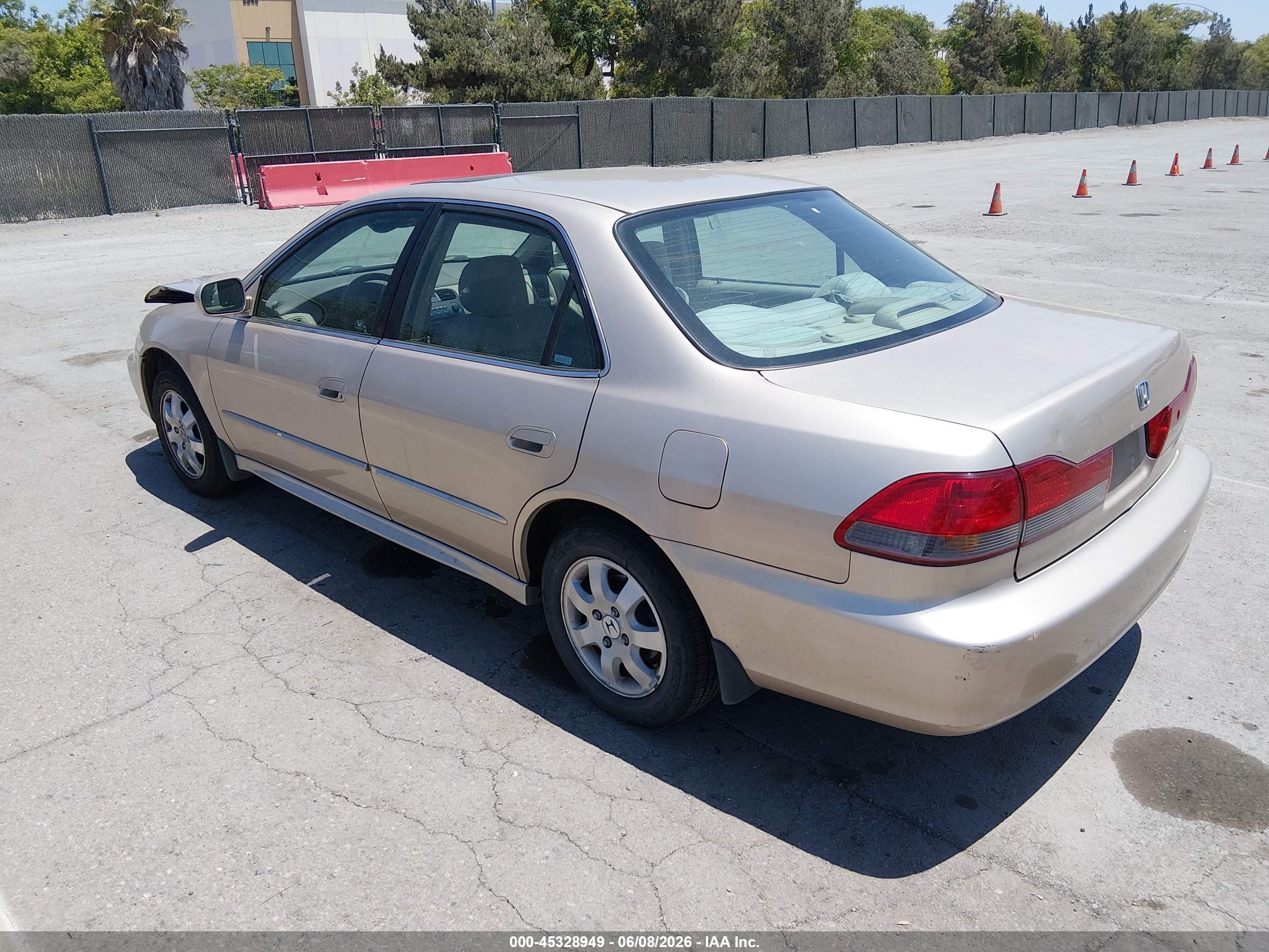2001 Honda Accord 2.3 Ex Champagne vin: 1HGCG66881A031843