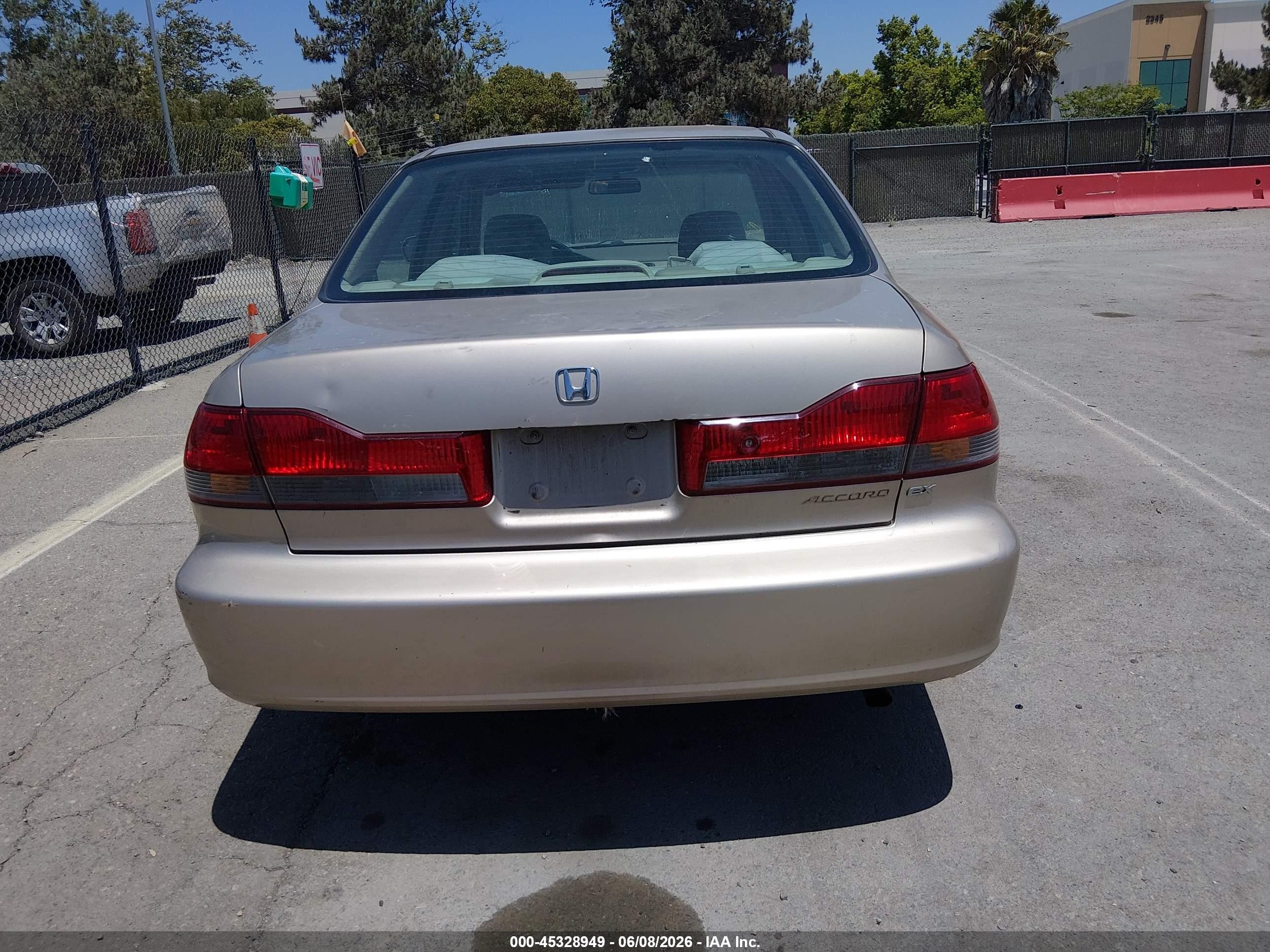 2001 Honda Accord 2.3 Ex Champagne vin: 1HGCG66881A031843