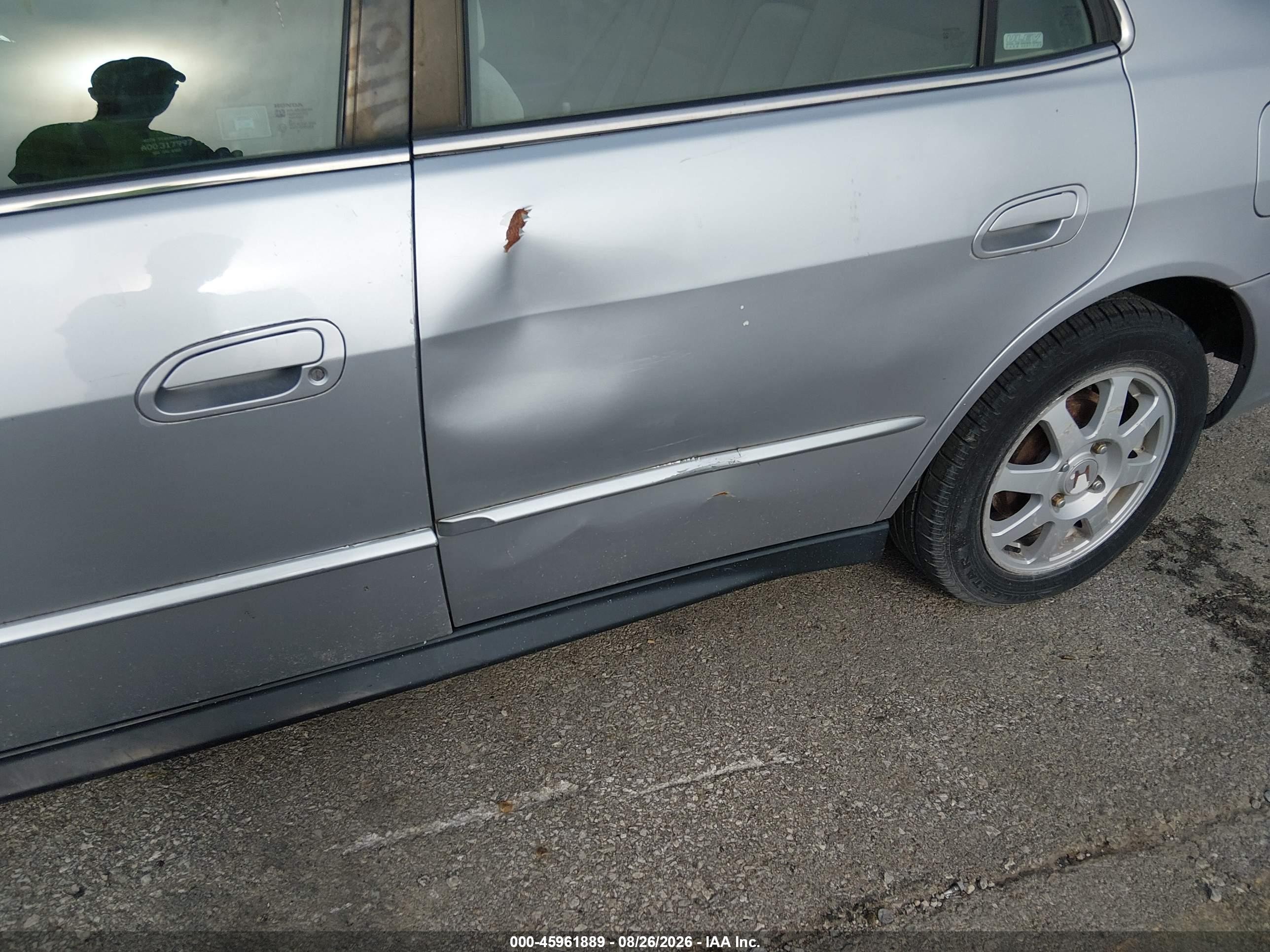 2002 Honda Accord Ex/se Silver vin: 1HGCG66882A097360