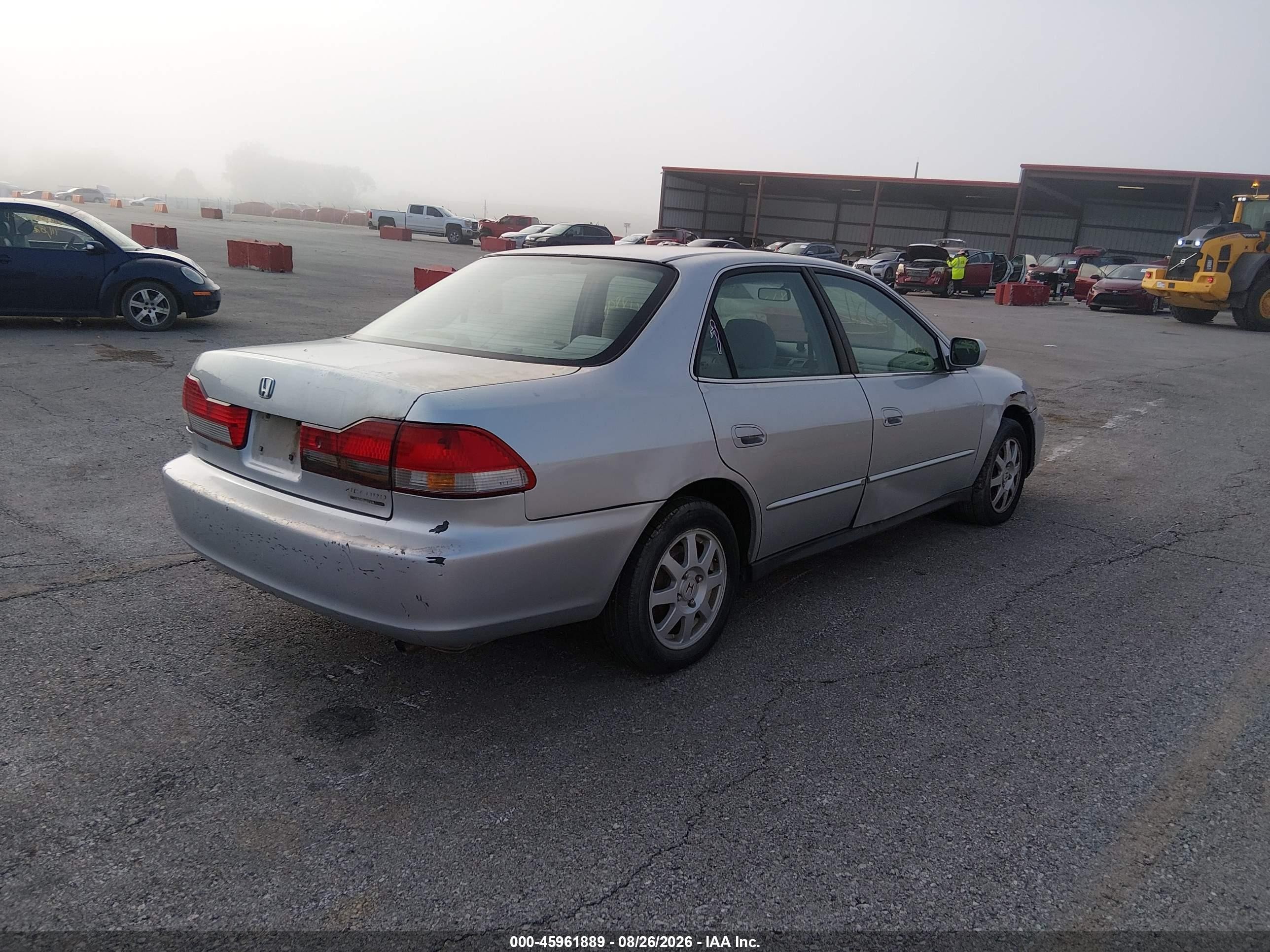 2002 Honda Accord Ex/se Silver vin: 1HGCG66882A097360