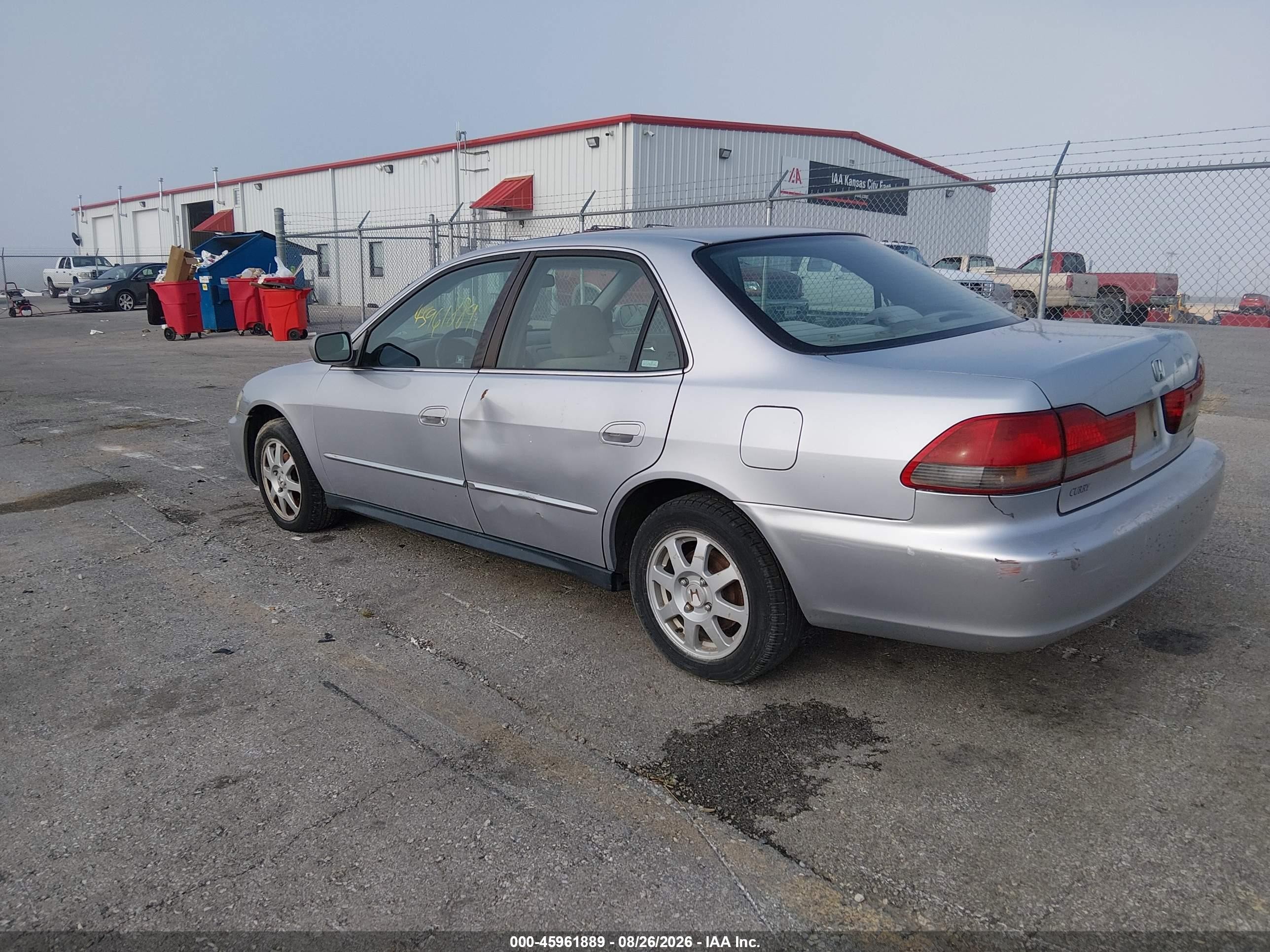2002 Honda Accord Ex/se Silver vin: 1HGCG66882A097360