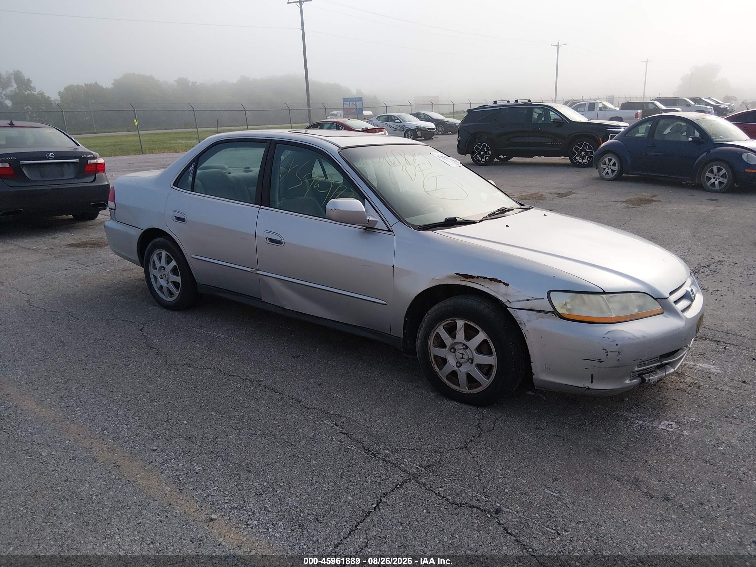 2002 Honda Accord Ex/se Silver vin: 1HGCG66882A097360