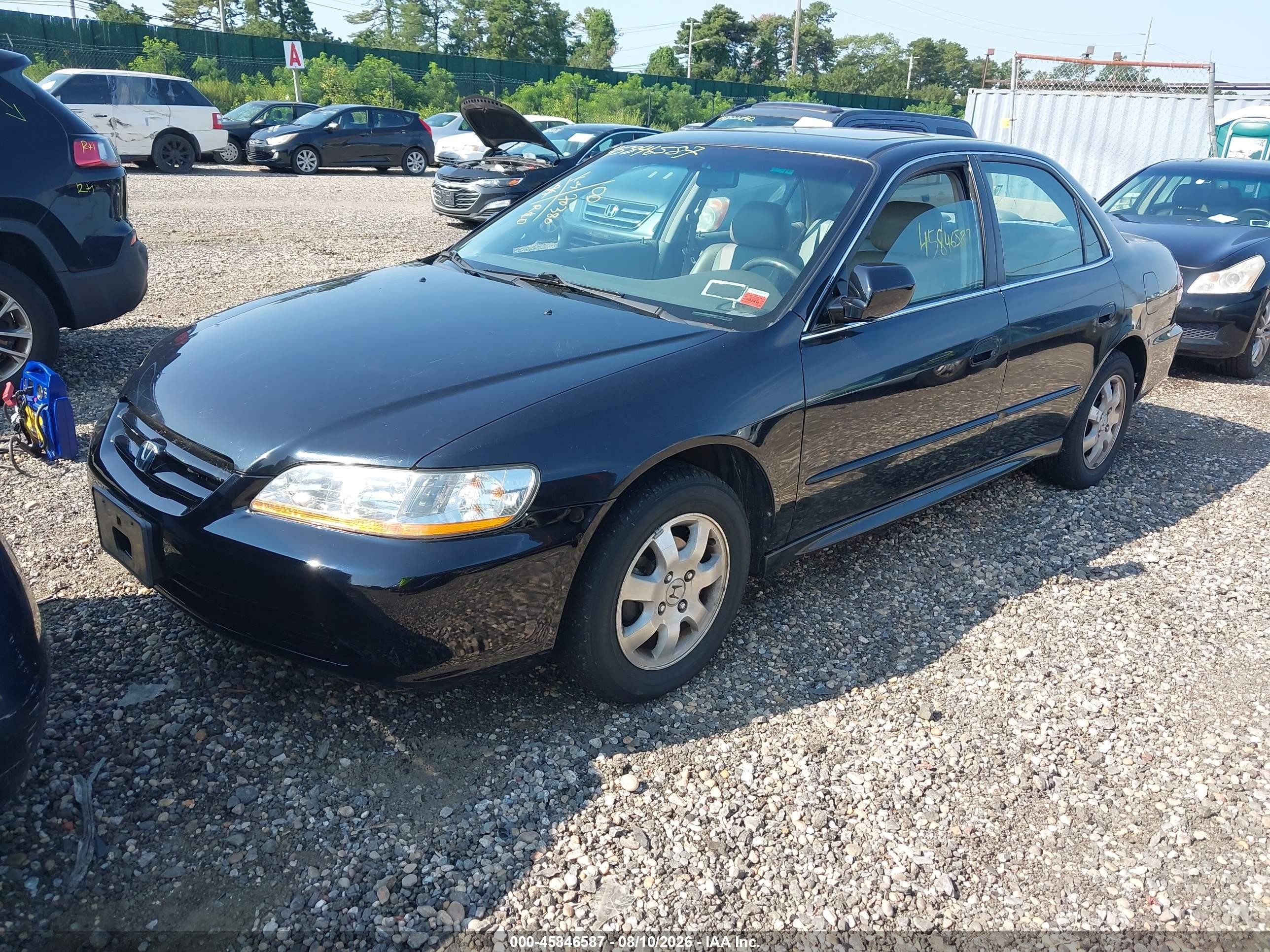 2002 Honda Accord   Black vin: 1HGCG66882A145732