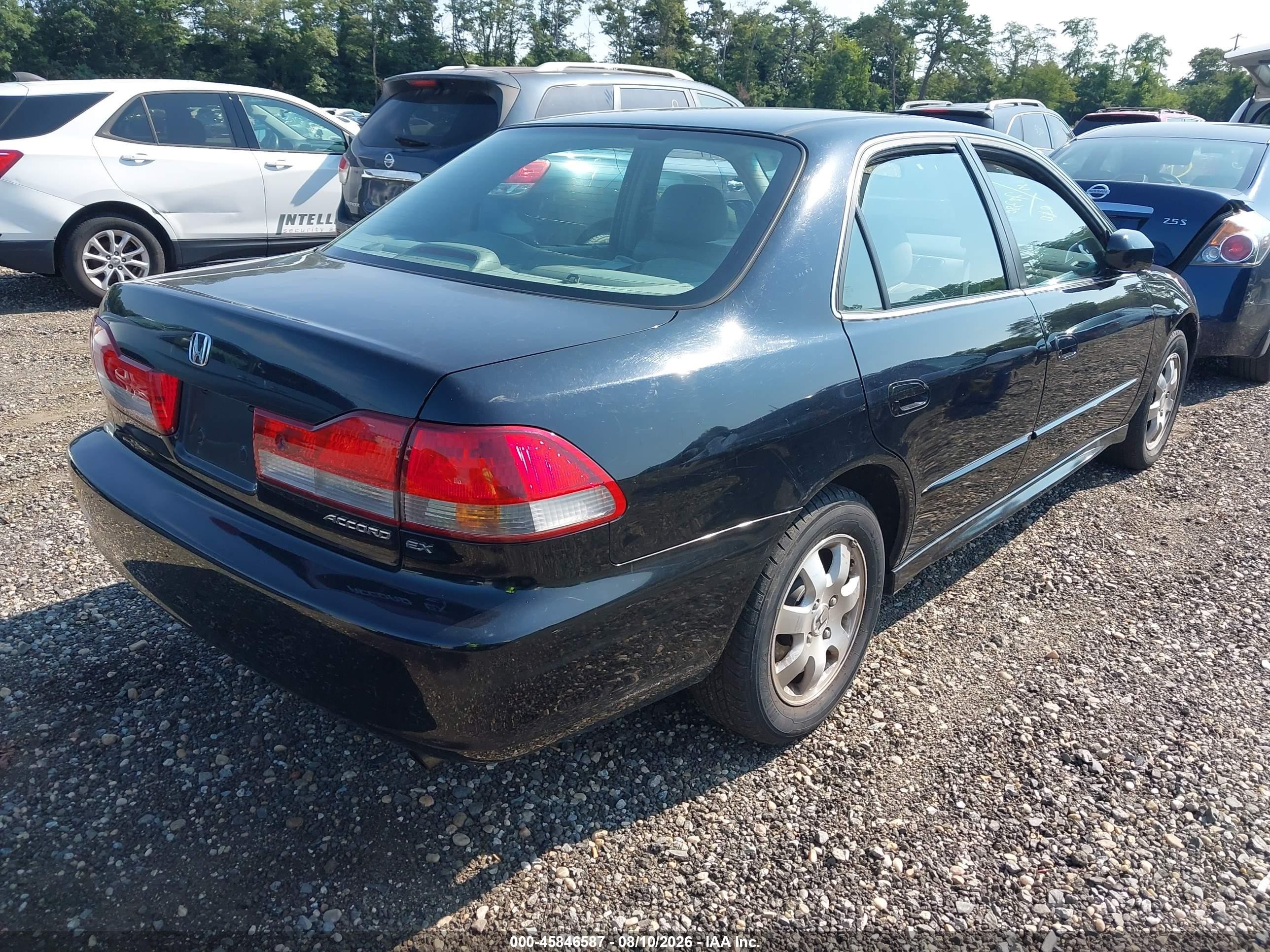 2002 Honda Accord   Black vin: 1HGCG66882A145732