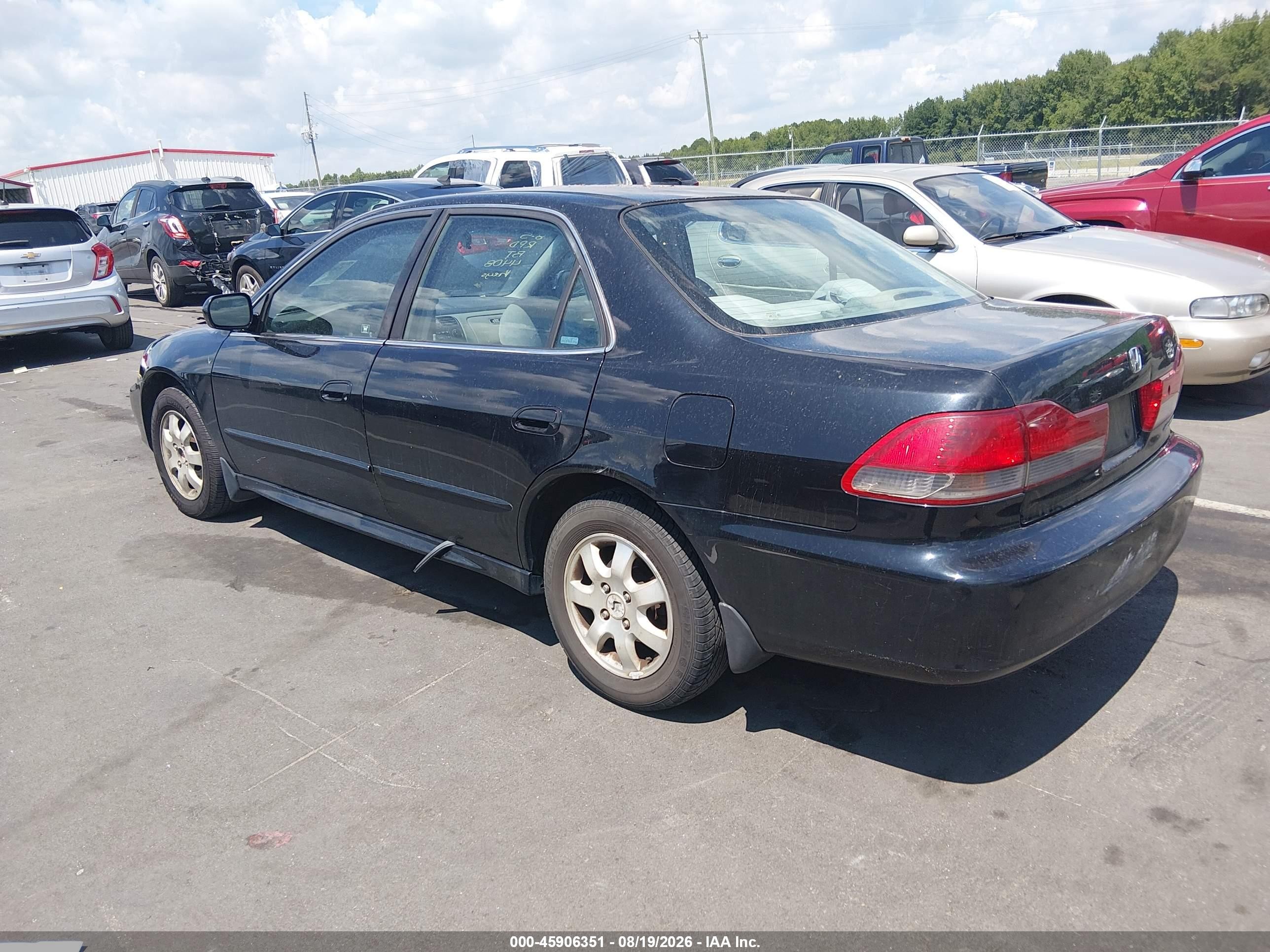 2001 Honda Accord 2.3 Ex Black vin: 1HGCG66891A004408