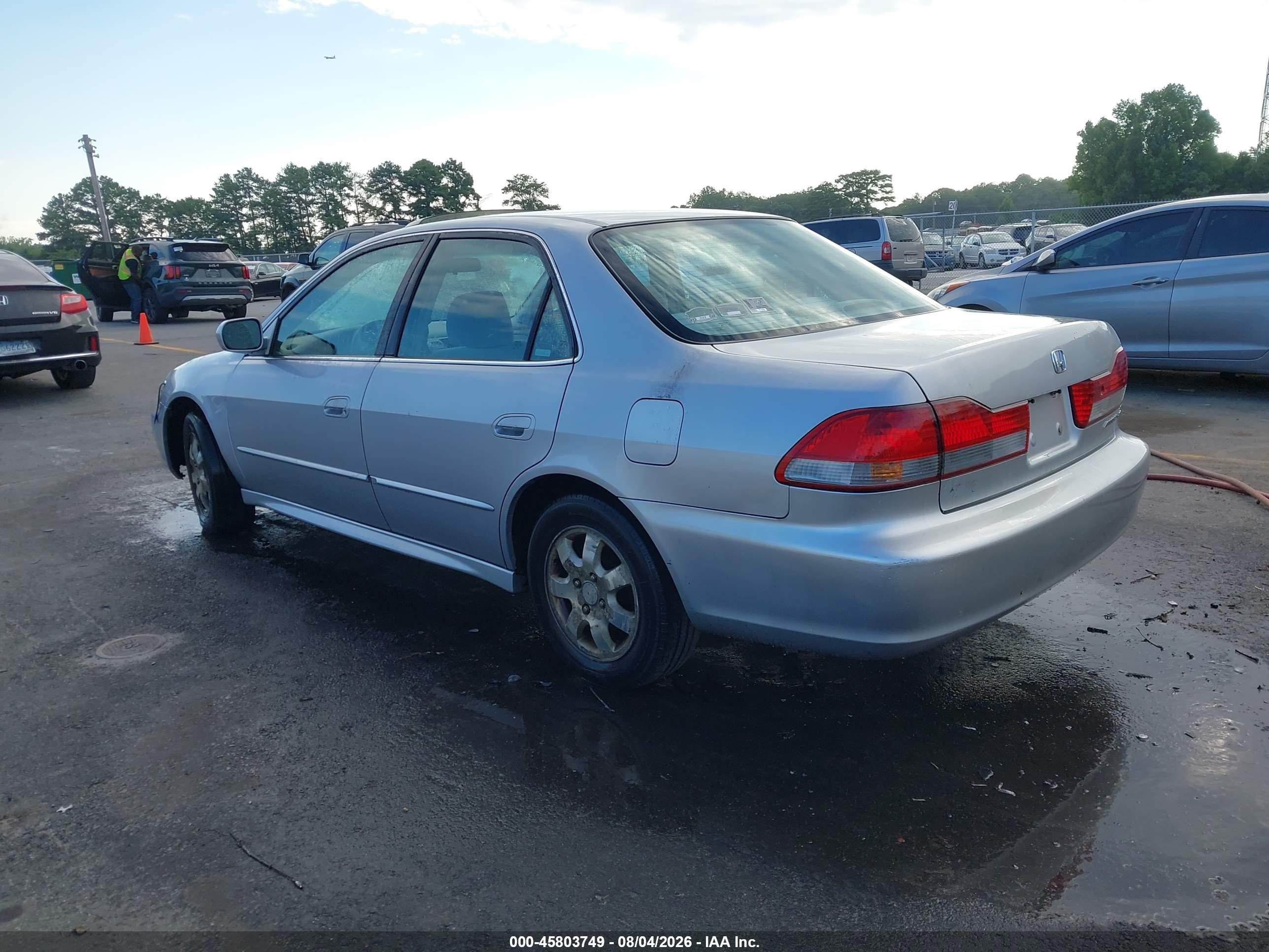 2002 Honda Accord 2.3 Ex/2.3 Se Silver vin: 1HGCG66892A155251