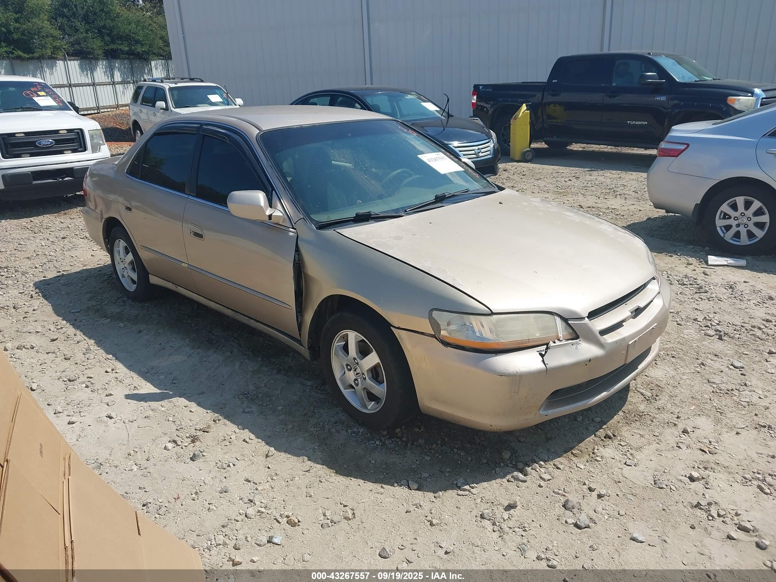 1HGCG6694YA099009