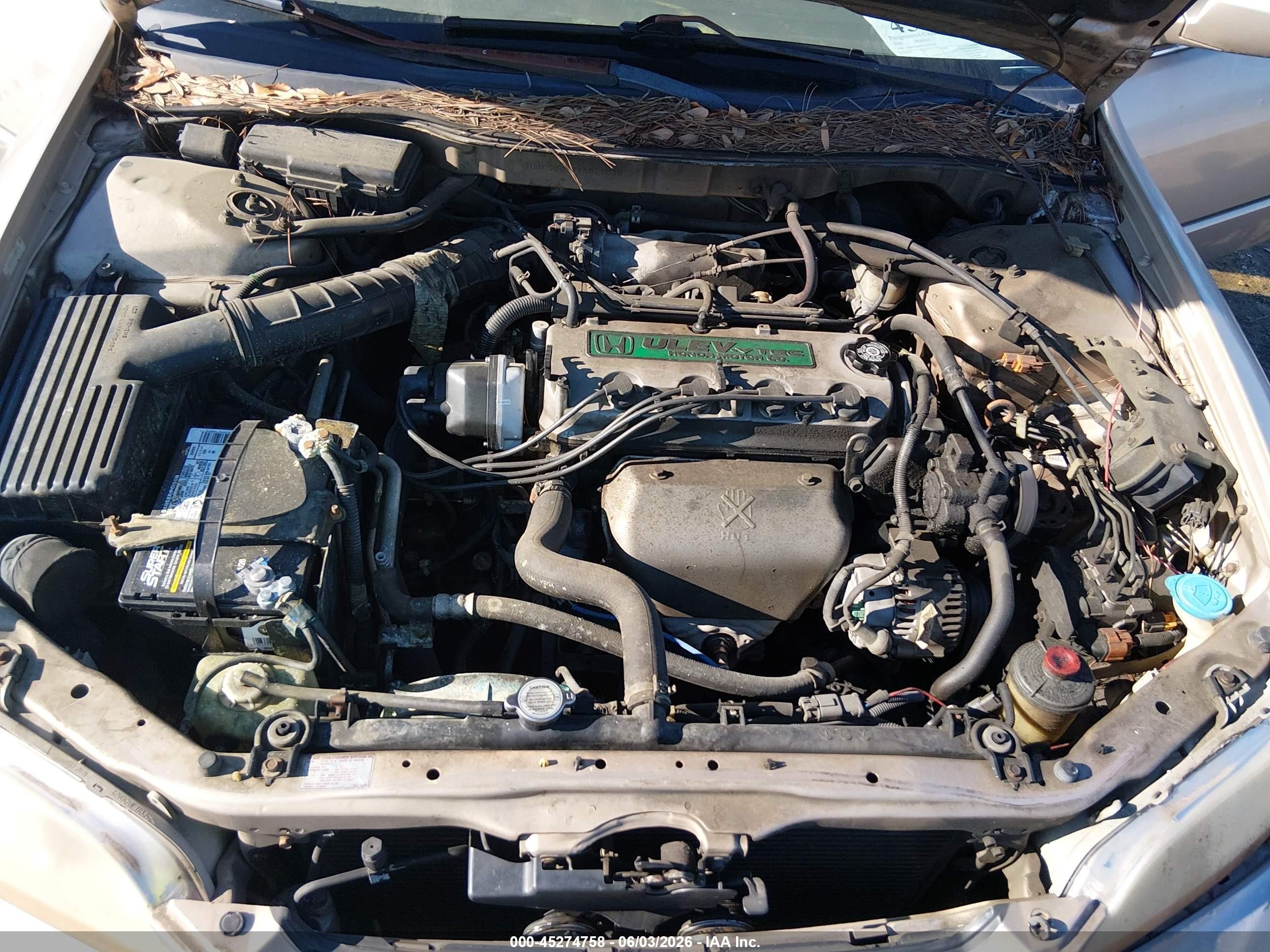 2000 Honda Accord 2.3 Se Beige vin: 1HGCG669XYA071036
