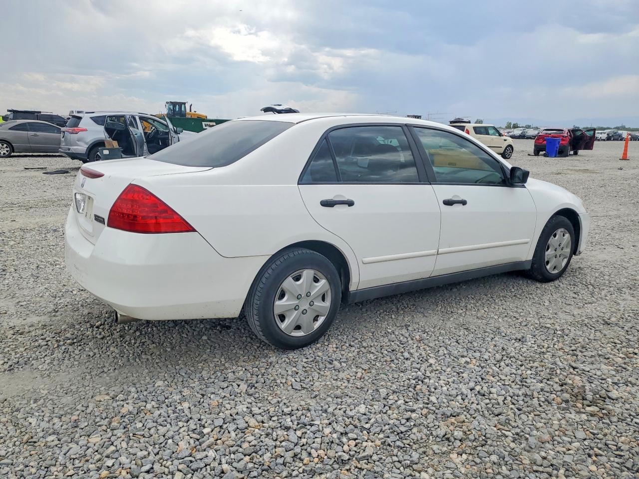 2007 Honda Accord Value White vin: 1HGCM55127A132313