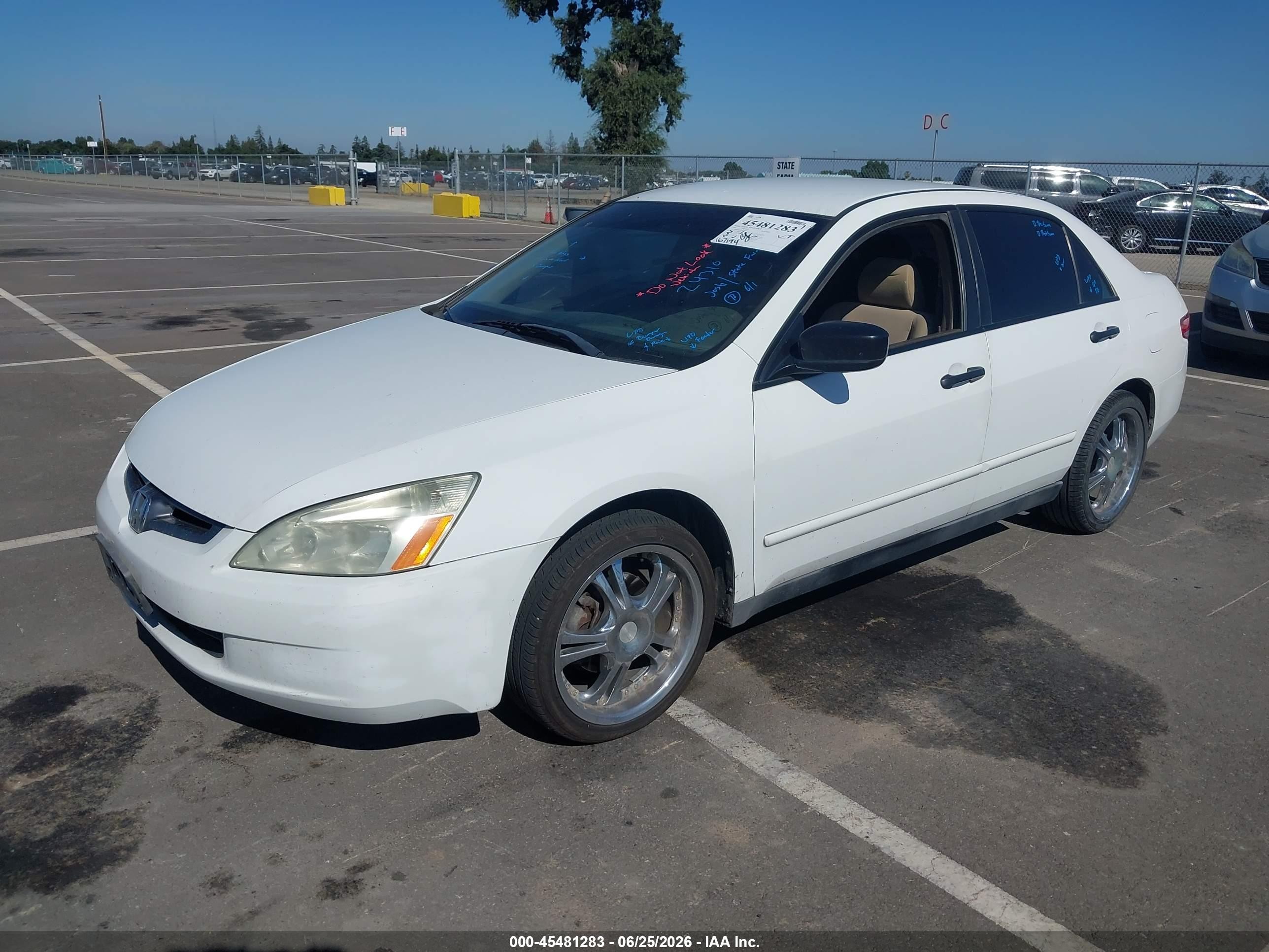 2004 Honda Accord 2.4 Dx Белый vin: 1HGCM55194A048548