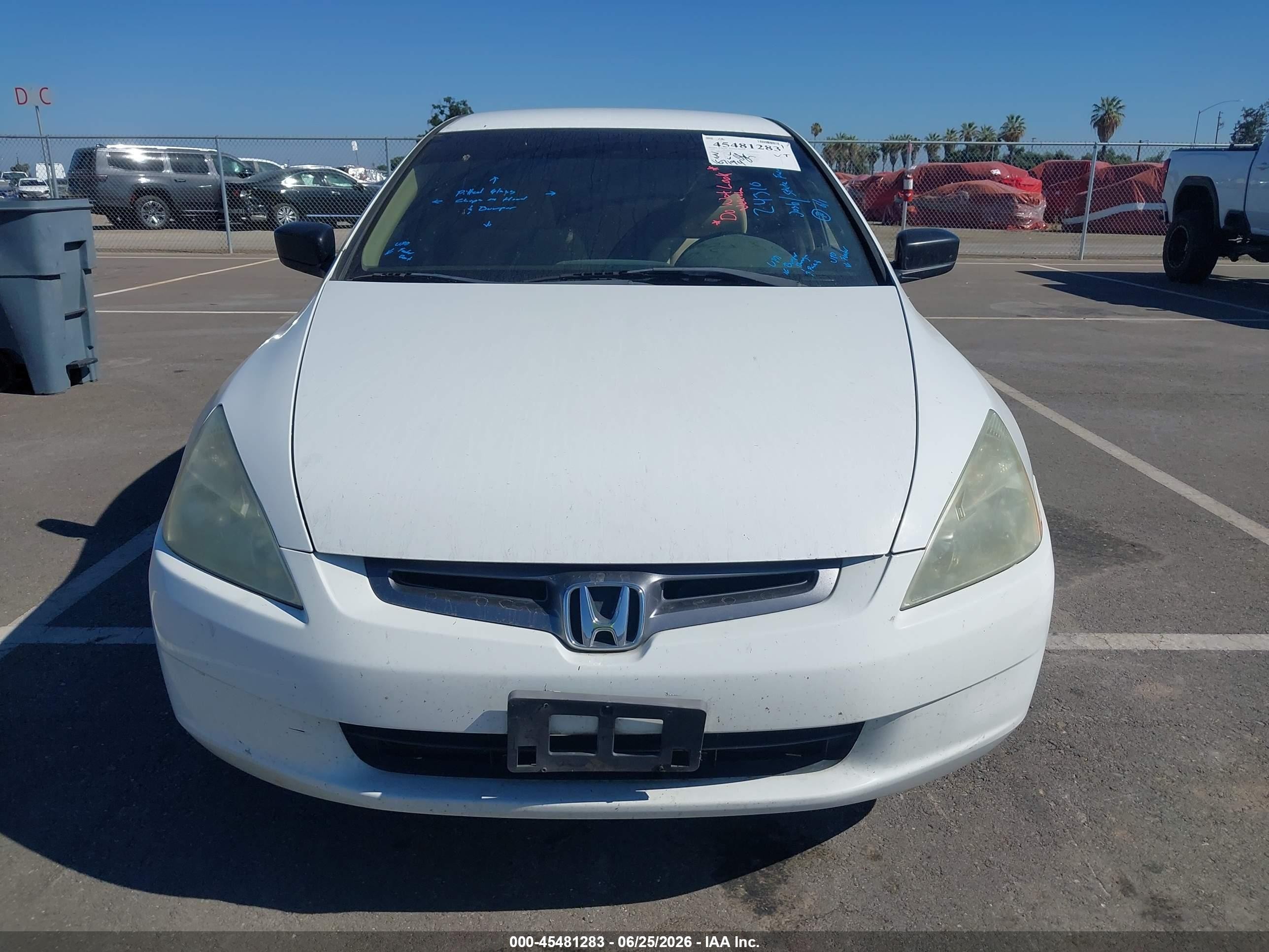 2004 Honda Accord 2.4 Dx Белый vin: 1HGCM55194A048548