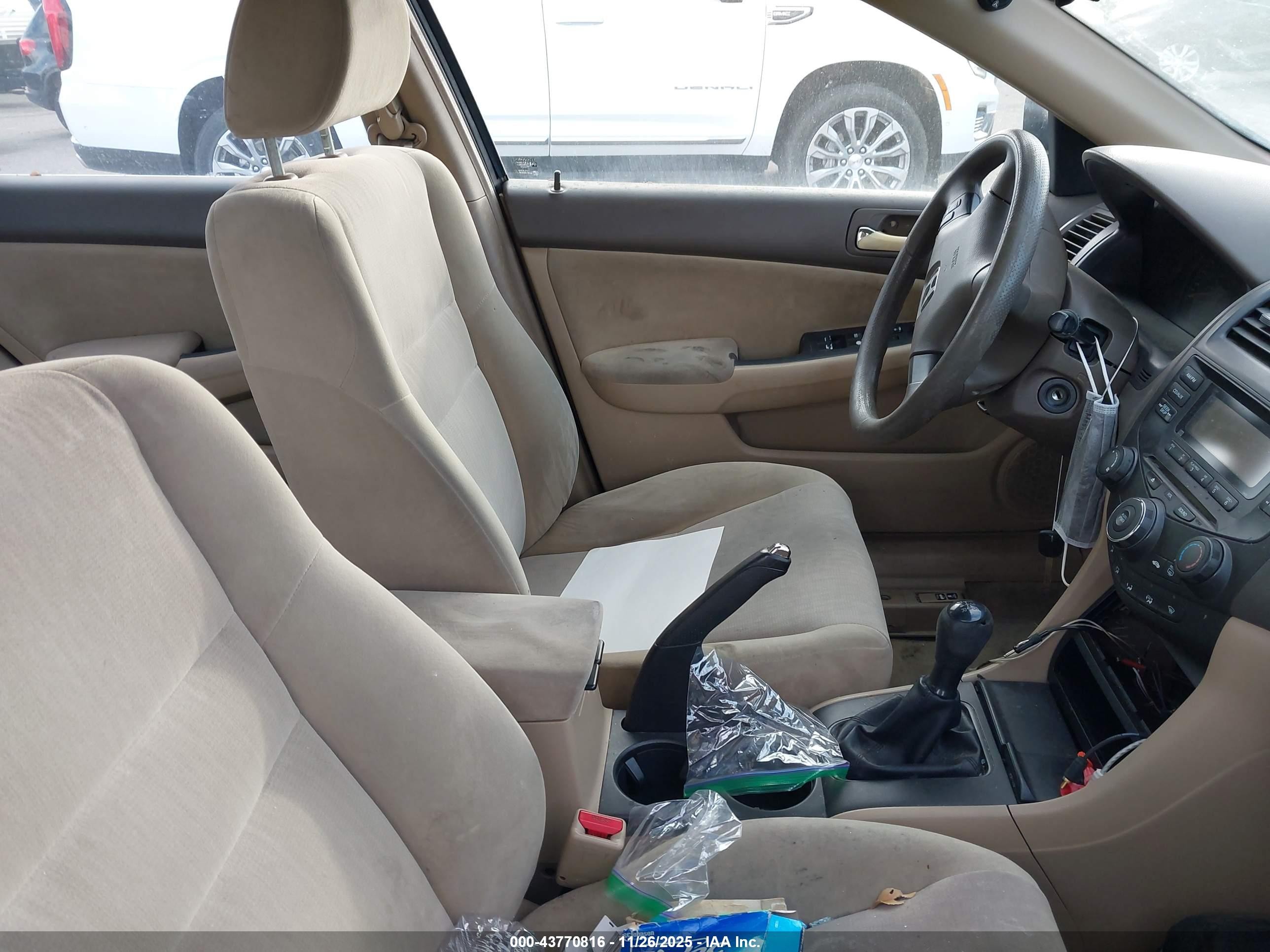 2003 Honda Accord 2.4 Lx Gold vin: 1HGCM55353A136741